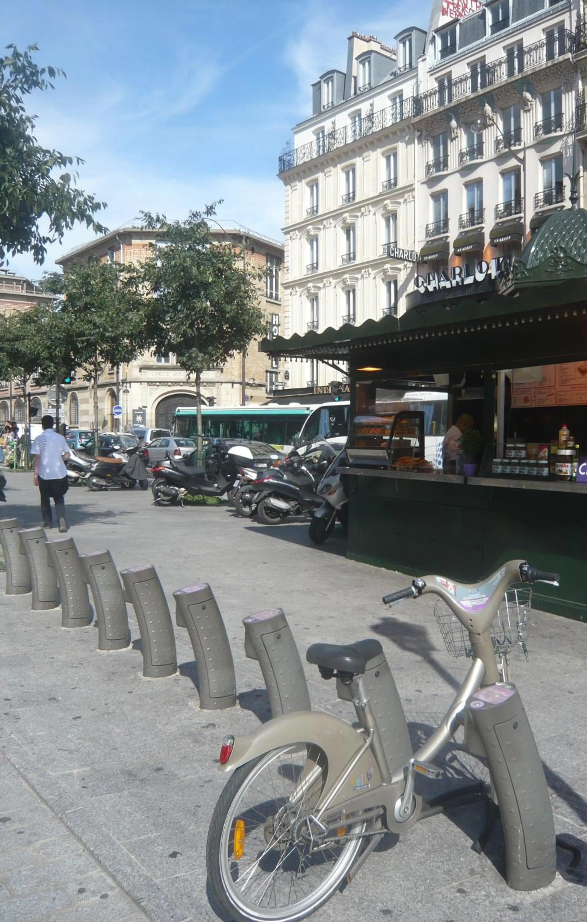 Area and facilities in Contact Hôtel Alizé Montmartre