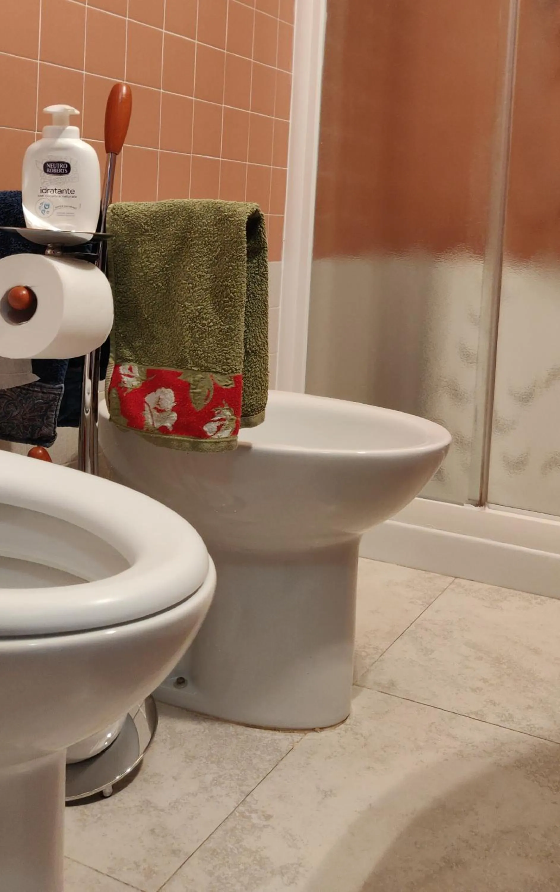 Shower in B&B Il Glicine Nascosto