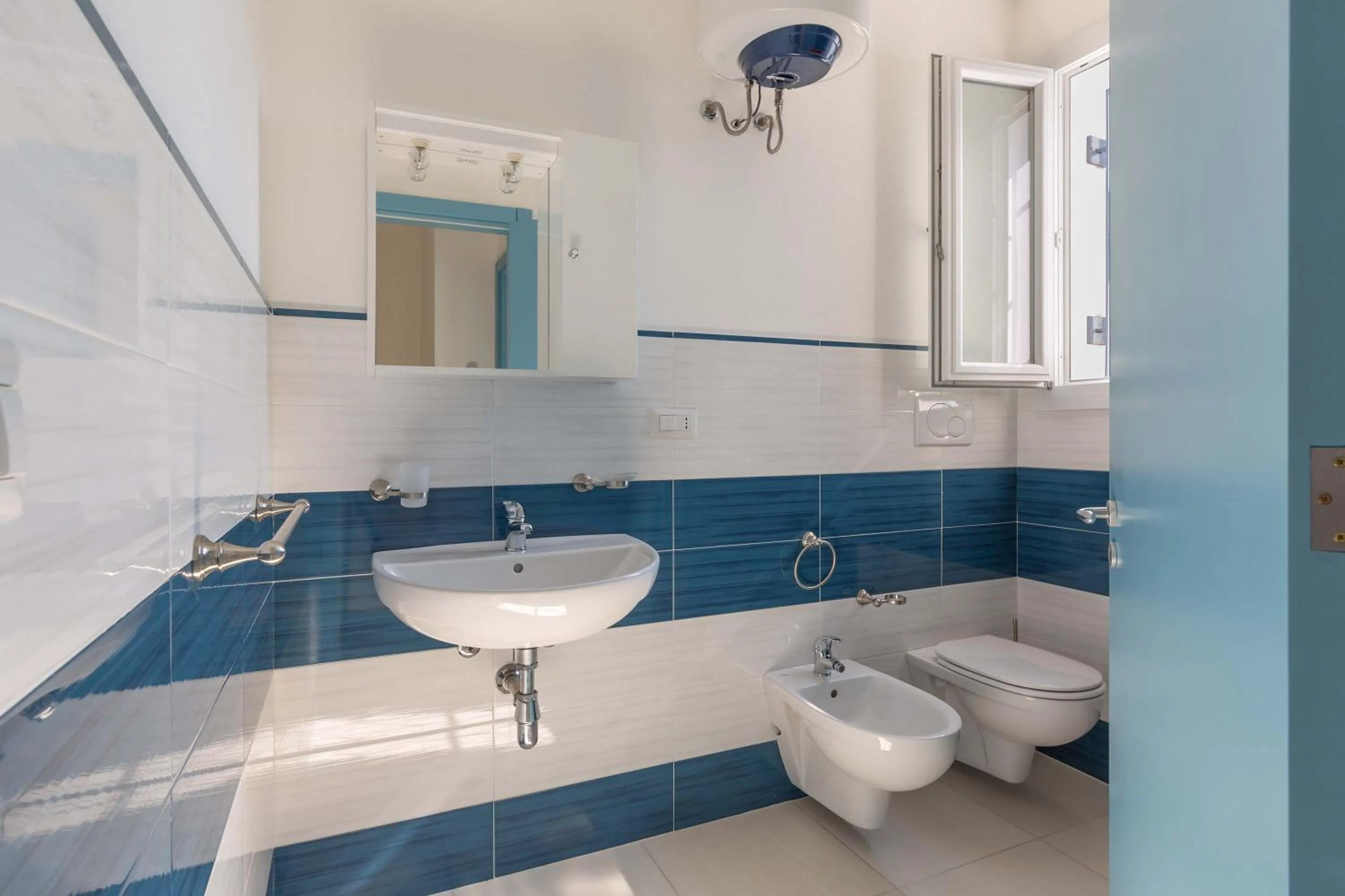 Bathroom in Villetta Michela by BarbarHouse