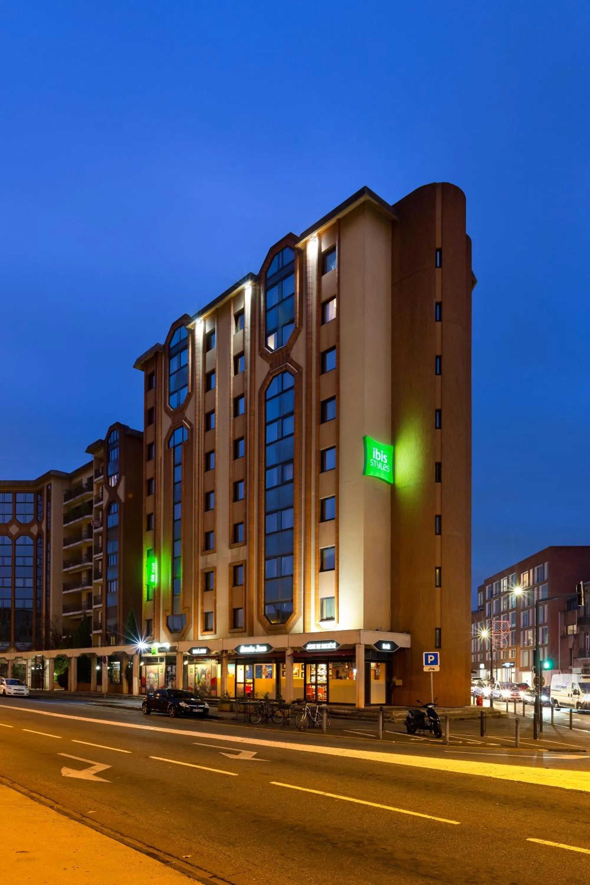 Property building in Ibis Styles Toulouse Centre Canal du Midi