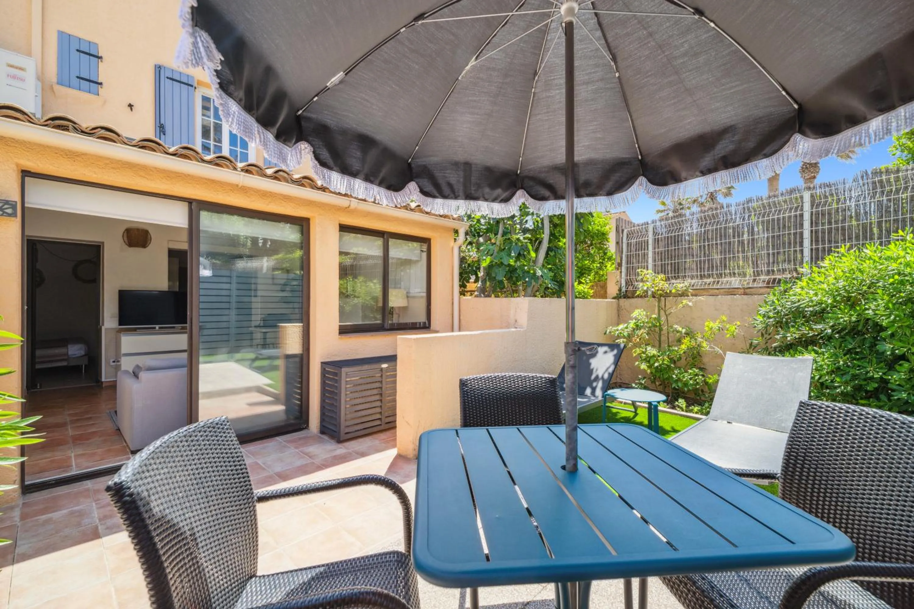 Balcony/Terrace in Hôtel La Nartelle