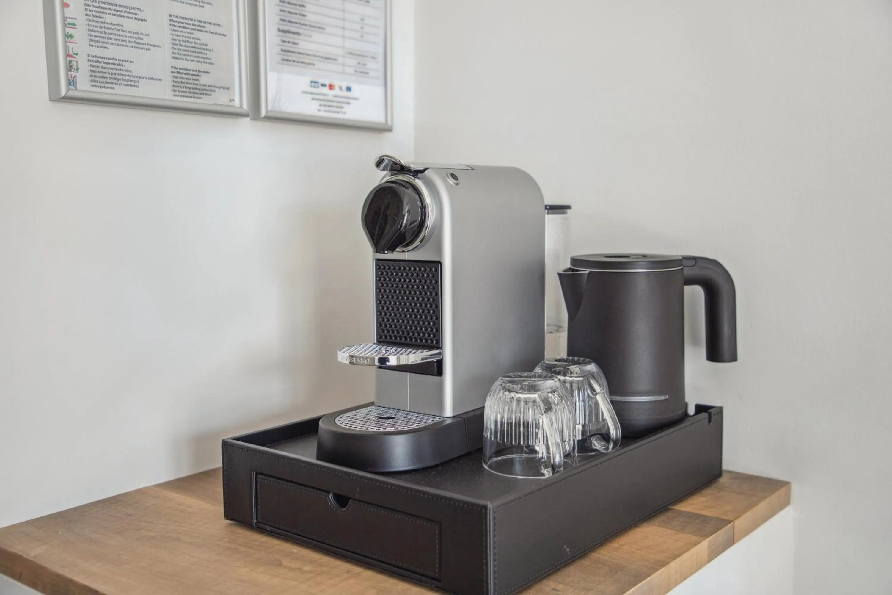 Coffee/tea facilities in Hôtel La Nartelle