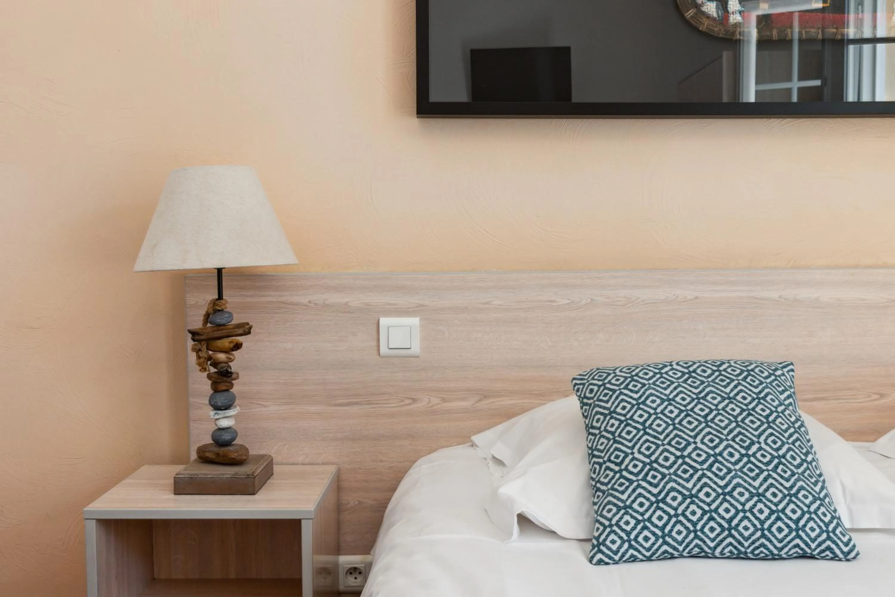 Bed in Hôtel La Nartelle