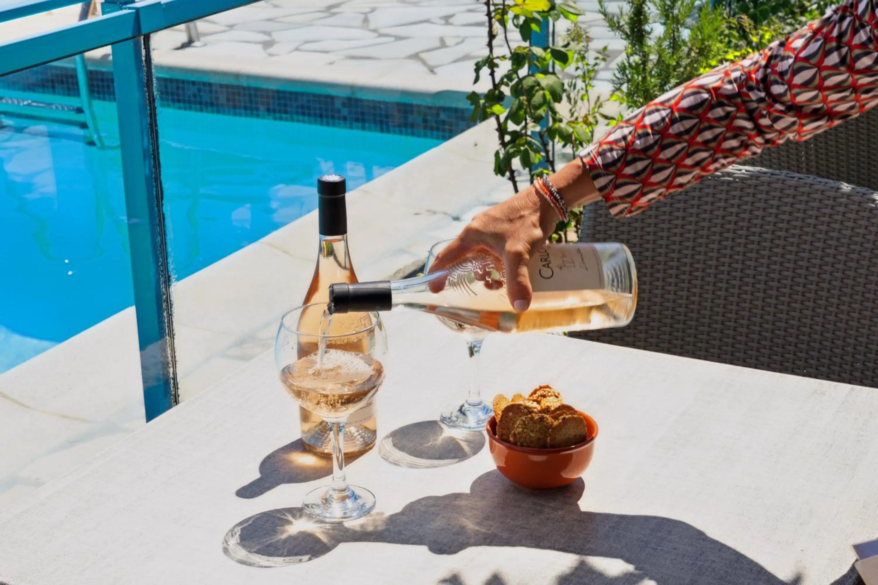Patio in Hôtel La Nartelle