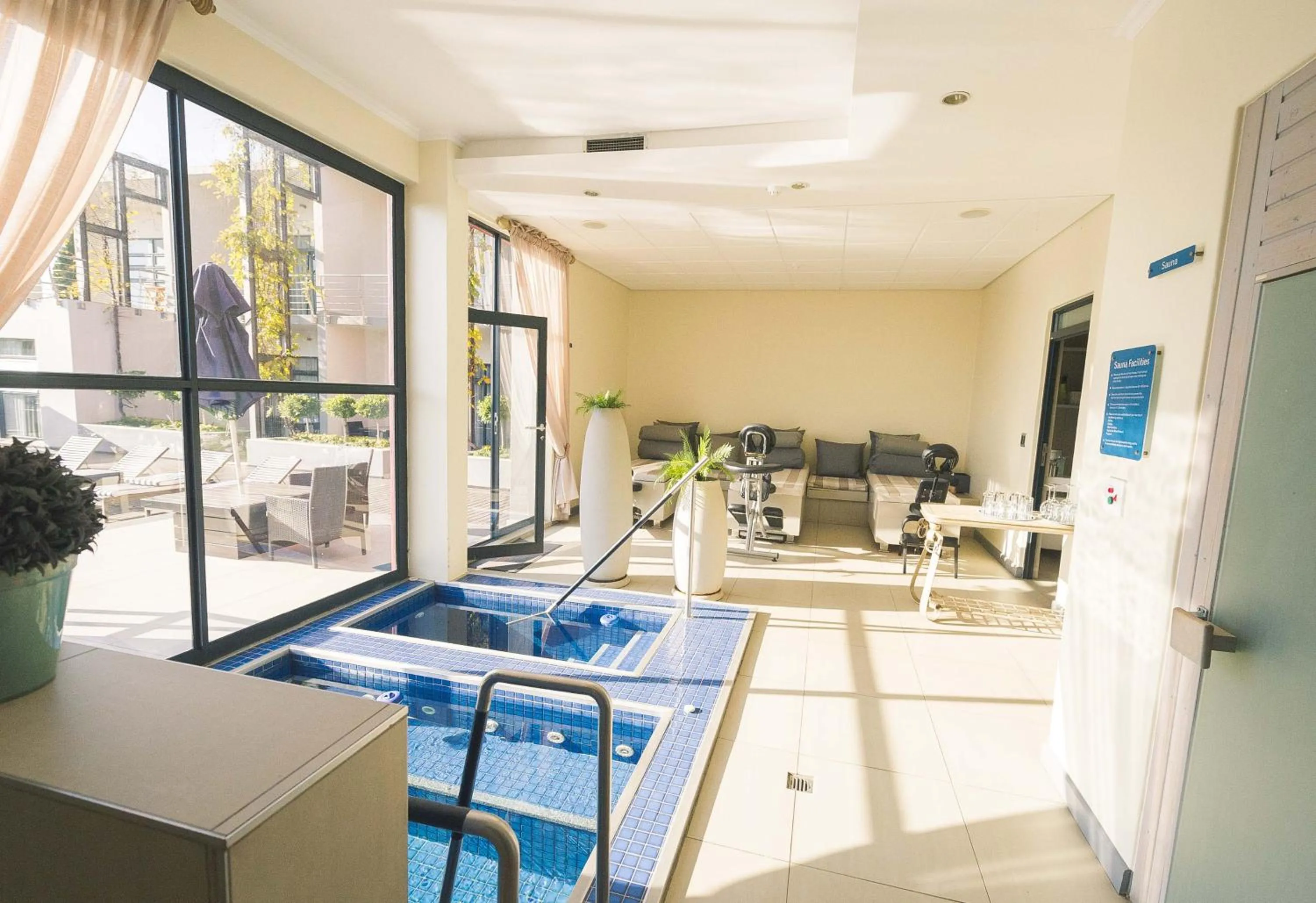 Hot Tub in Blue Diamond Boutique Hotel