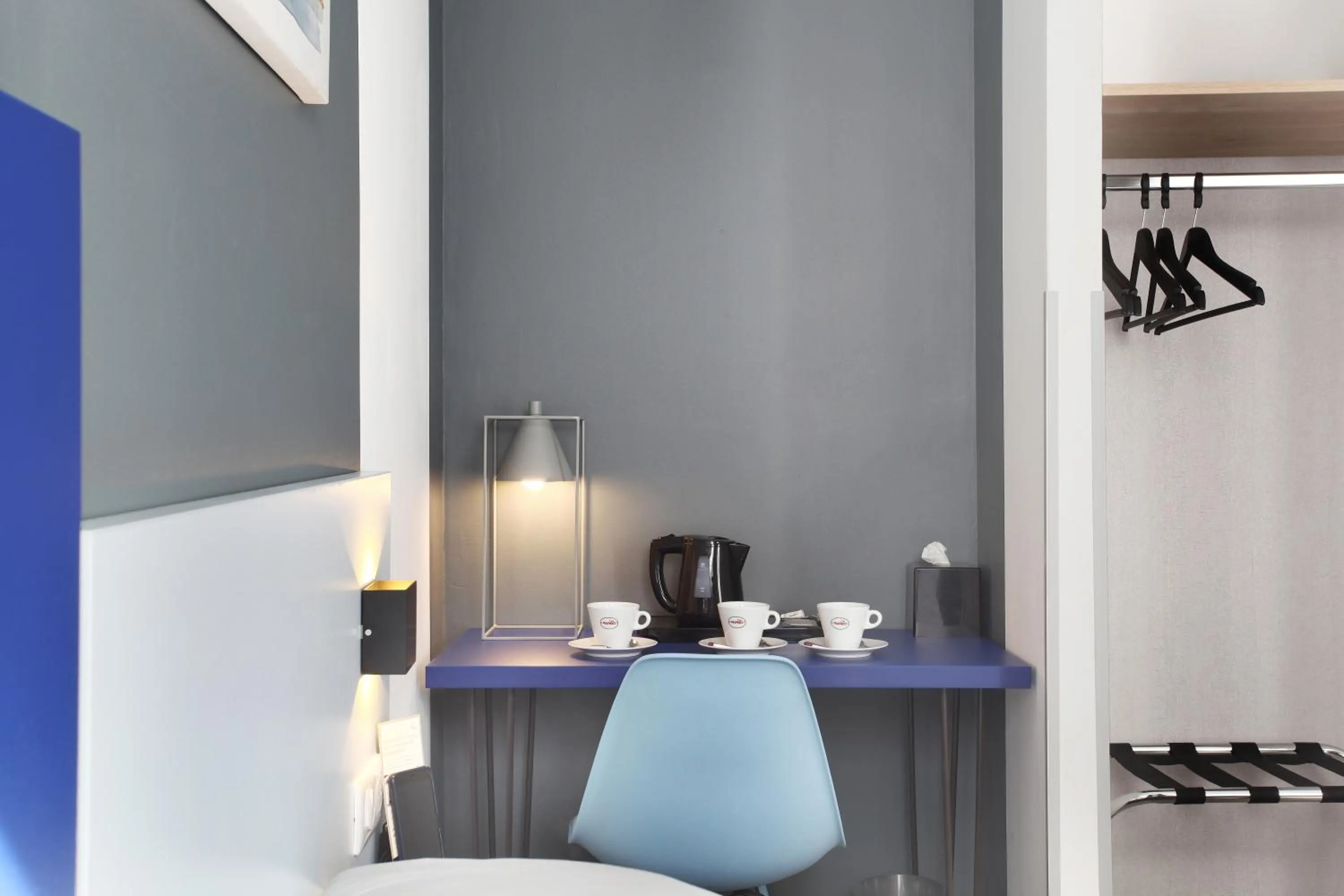 Coffee/tea facilities in Hôtel Alcôve Nice