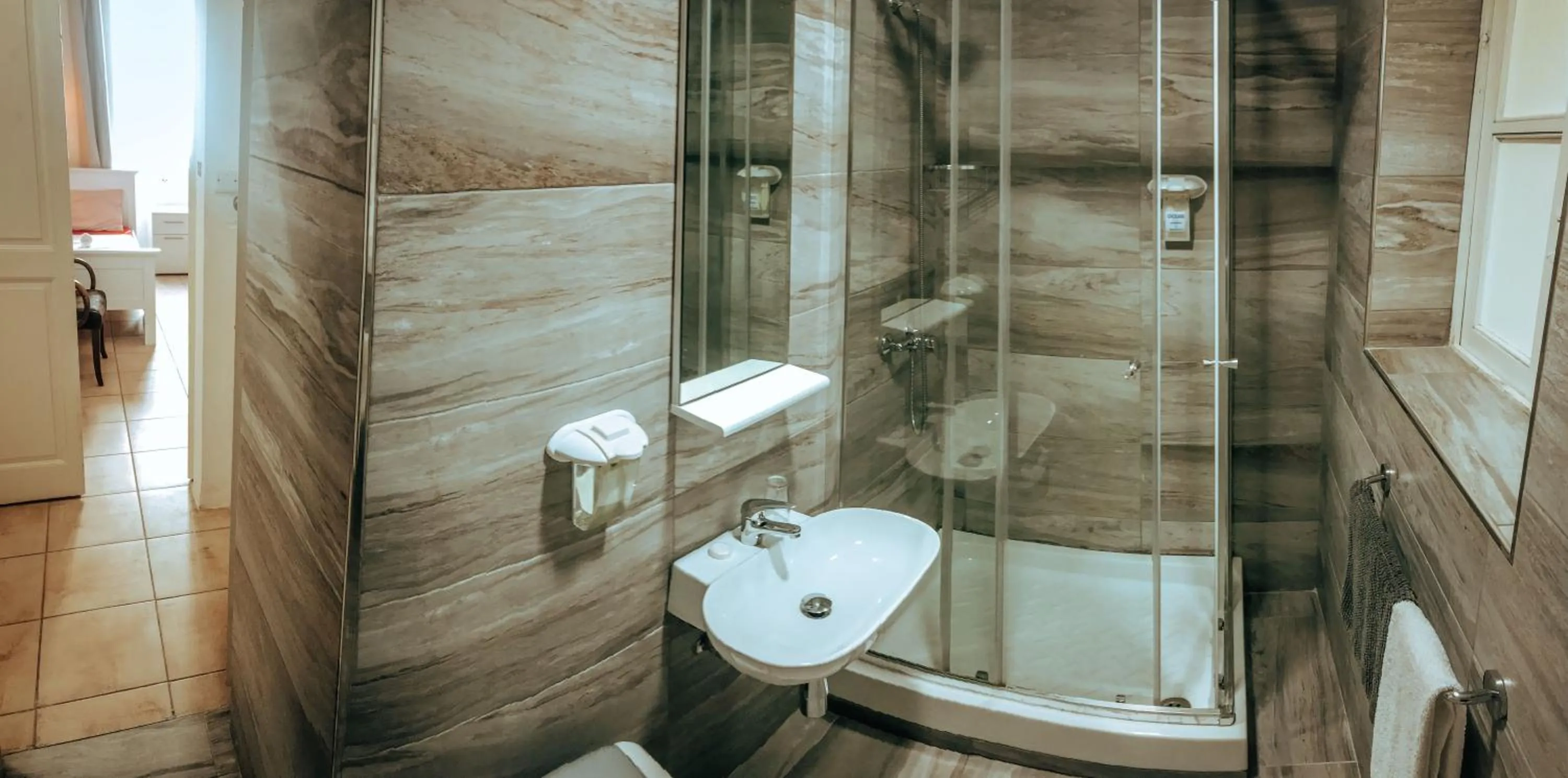 Bathroom in The Maltese Sun