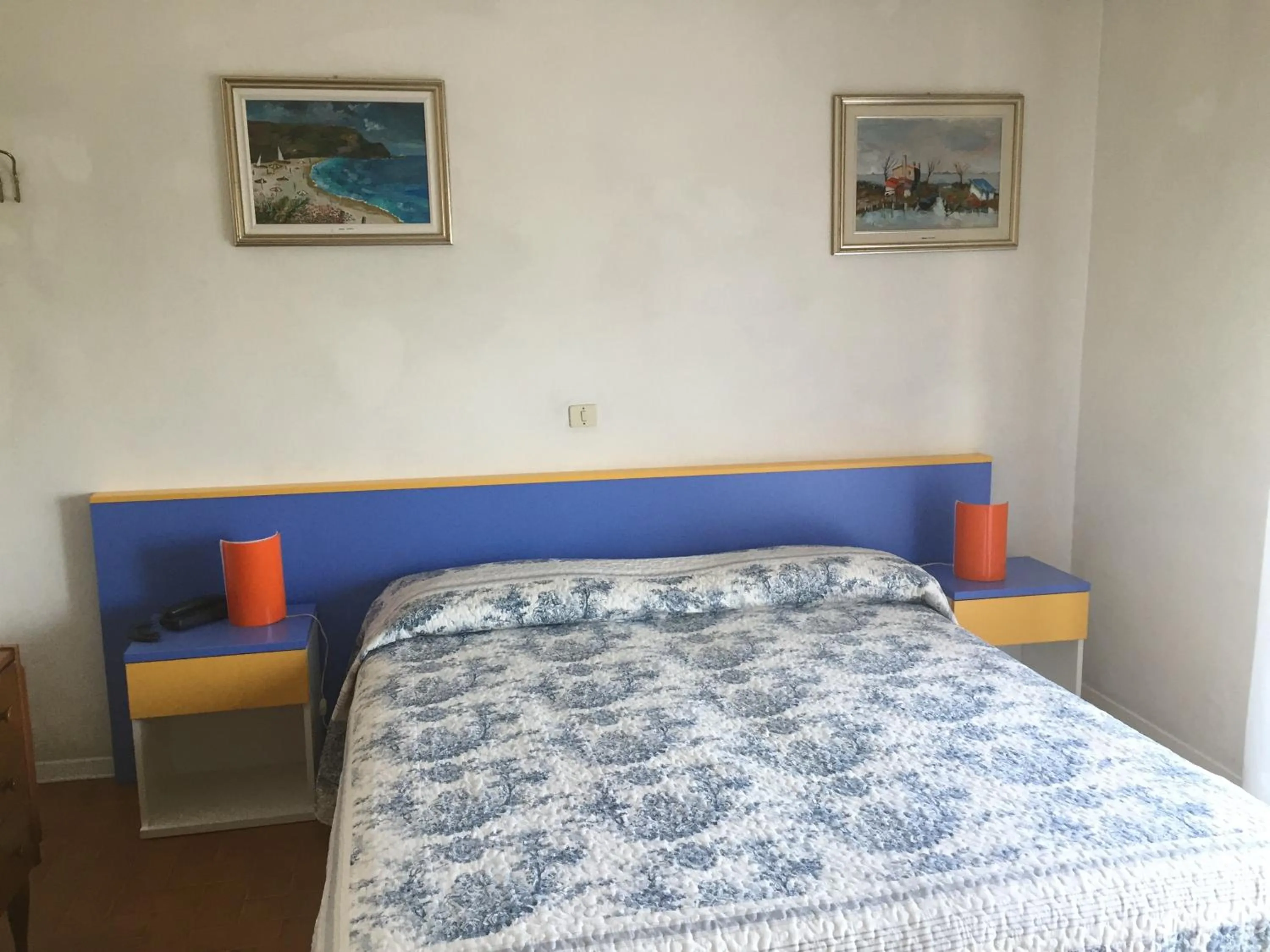 Bed in Hotel Halifax