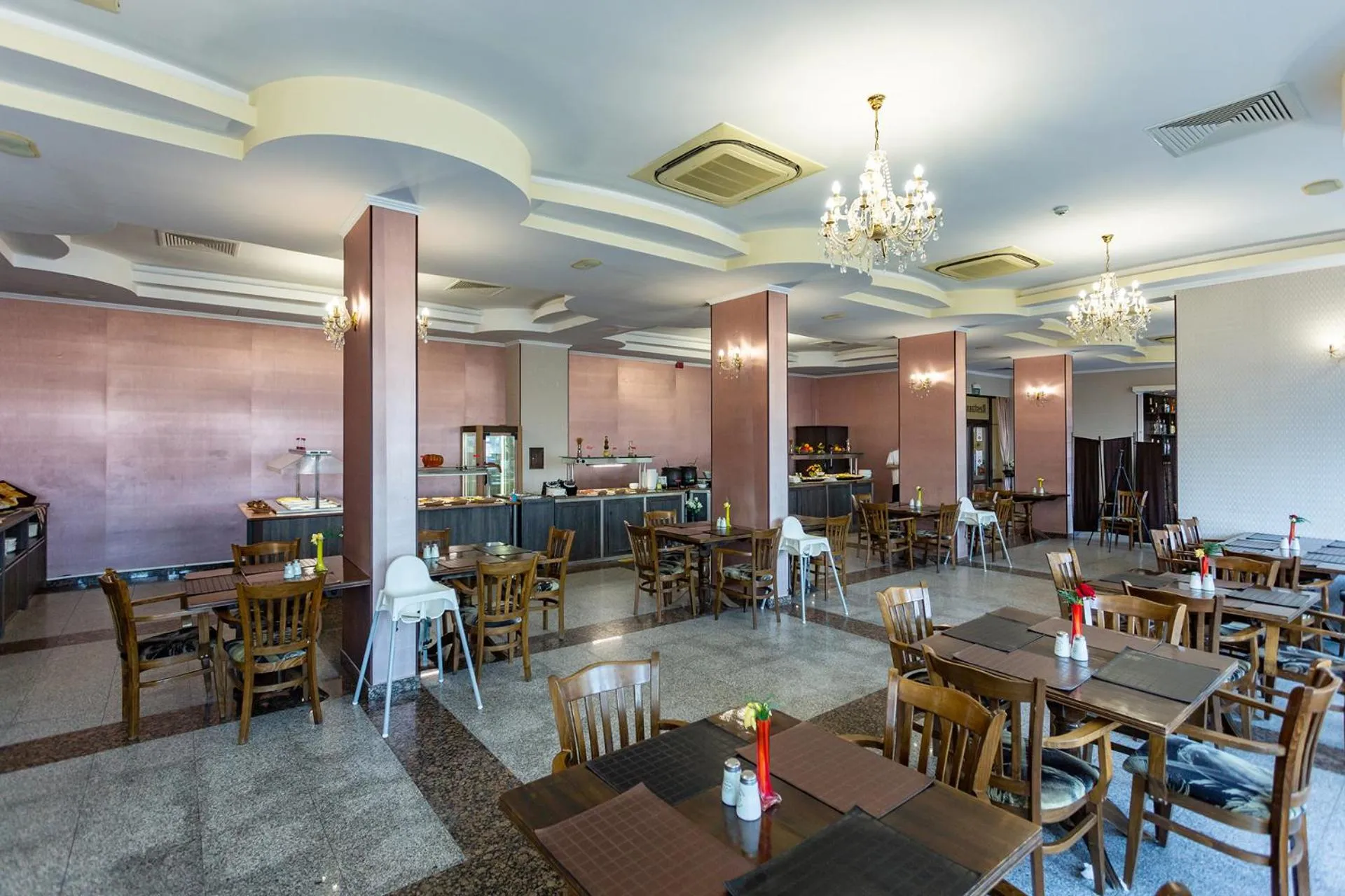 Restaurant/places to eat in Viand Hotel - All Inclusive