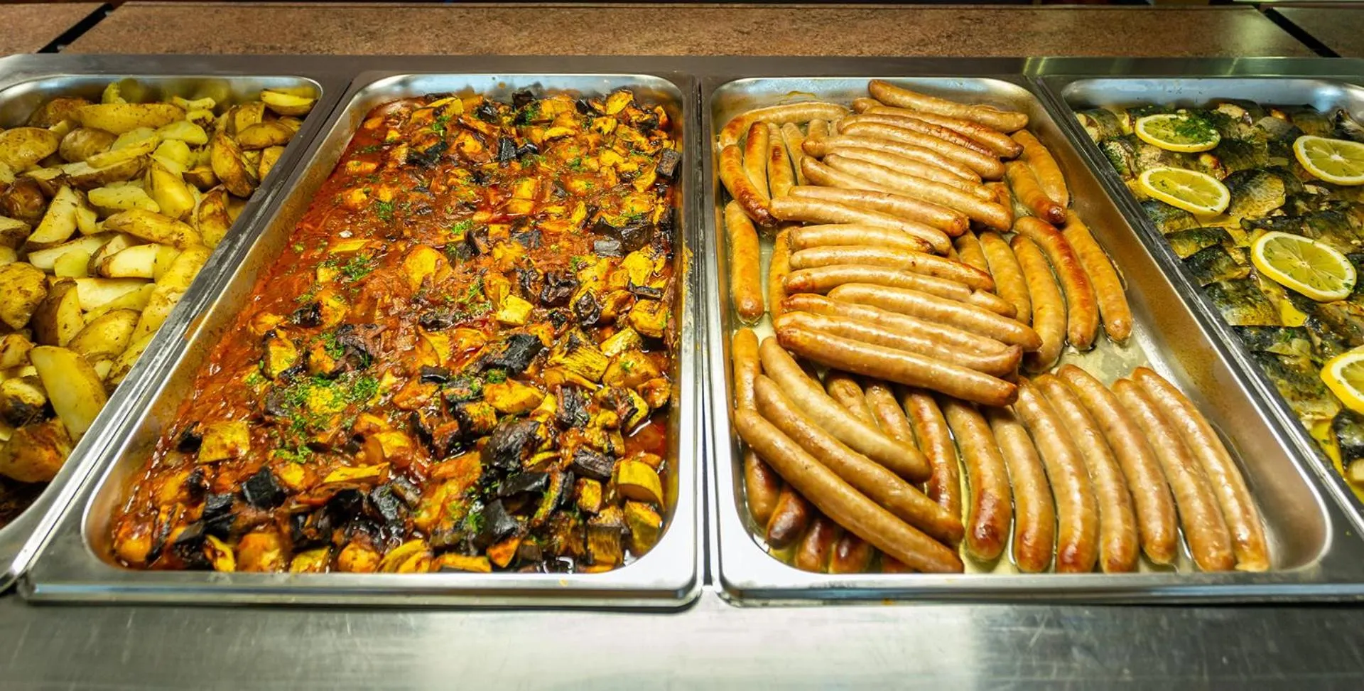 Food in Viand Hotel - All Inclusive