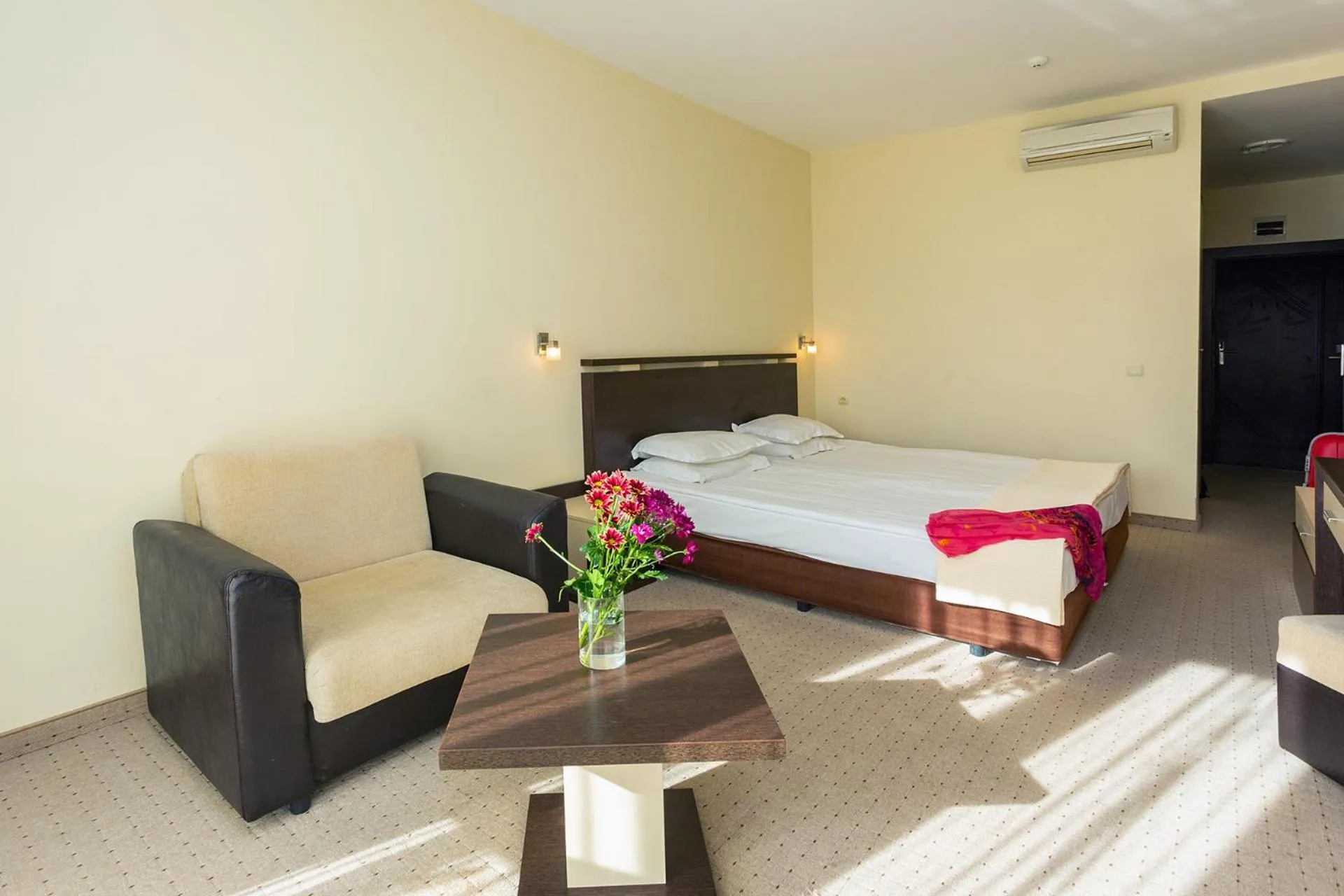 Bedroom, Bed in Viand Hotel - All Inclusive