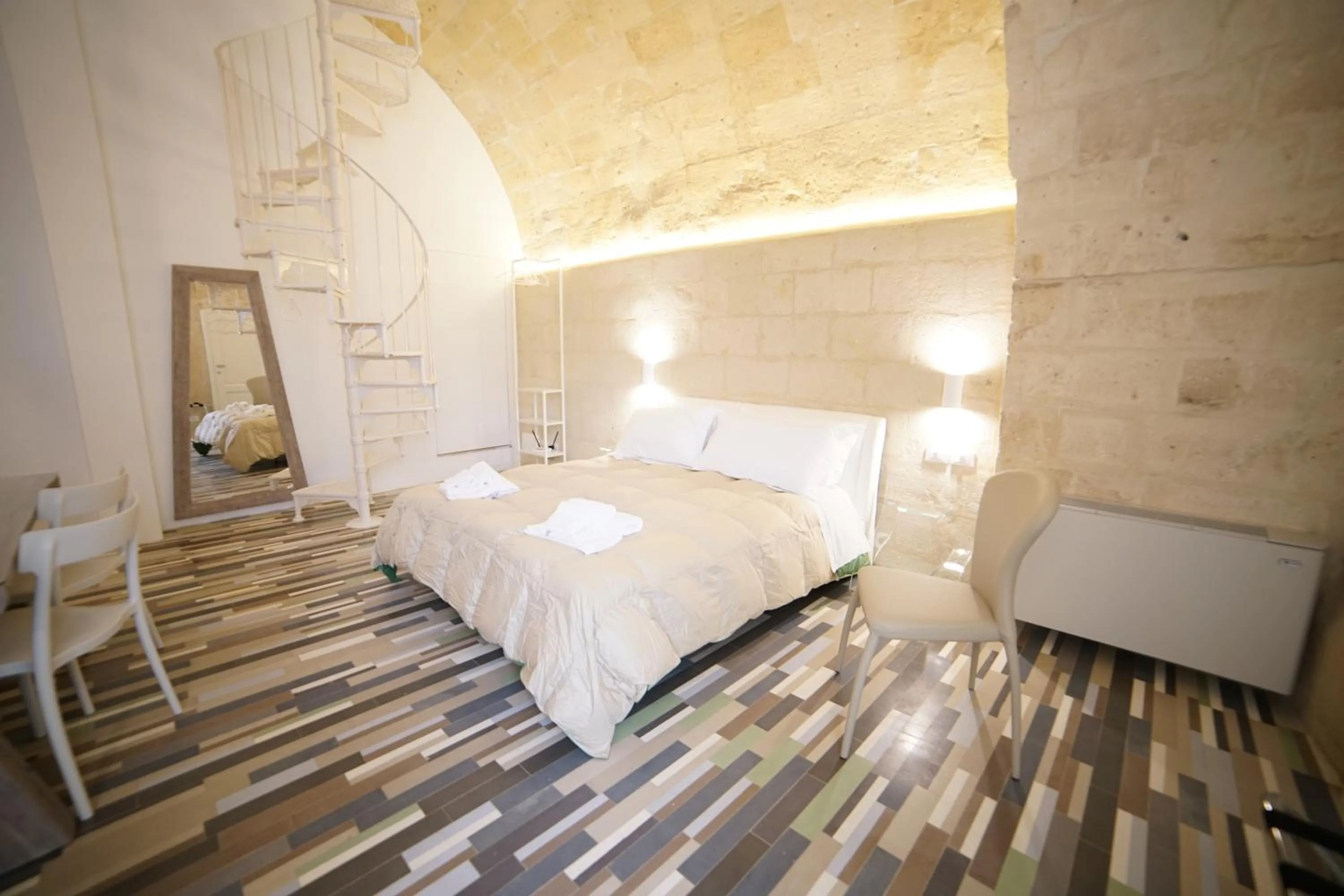 TV and multimedia, Bed in Sassolino Dimora Storica