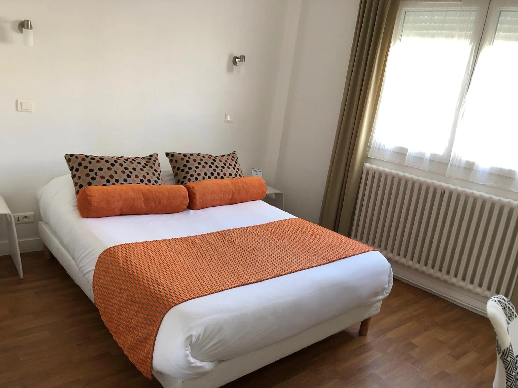 Bed in Cit'Hotel Atlantis