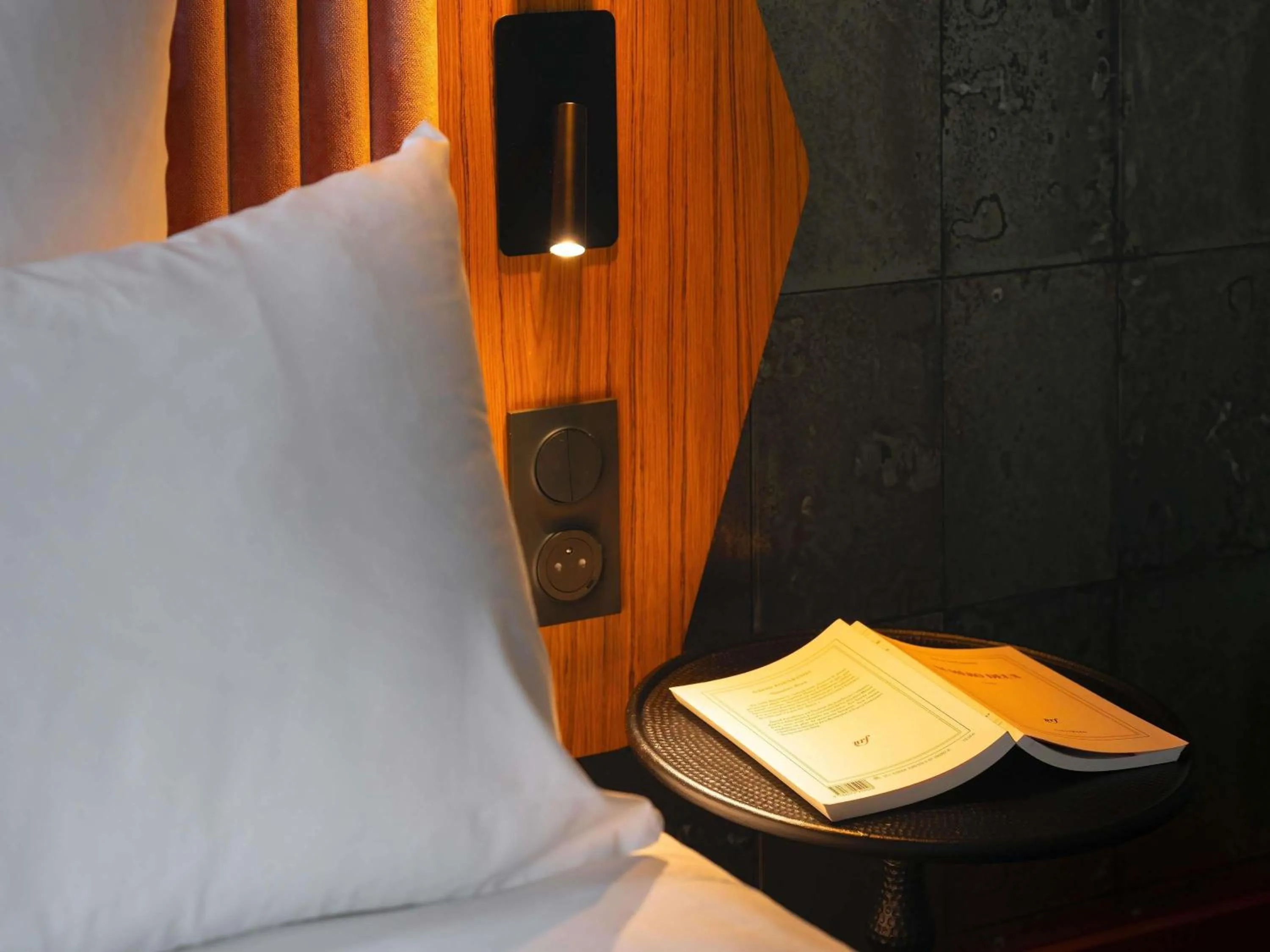 Bedroom, Bed in Hotel Maison Louise Lille Centre - Handwritten Collection