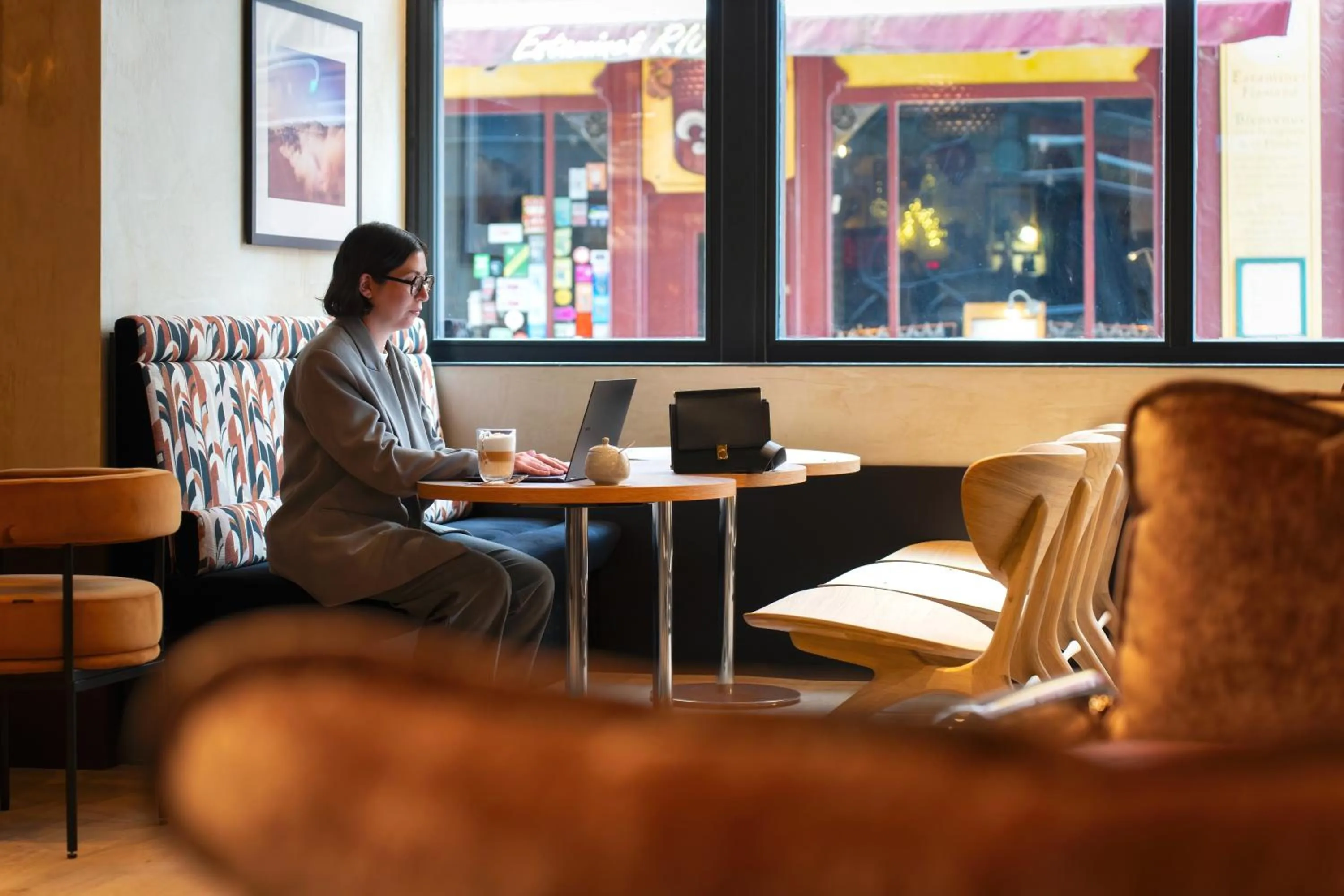 Lounge or bar in Hotel Maison Louise Lille Centre - Handwritten Collection