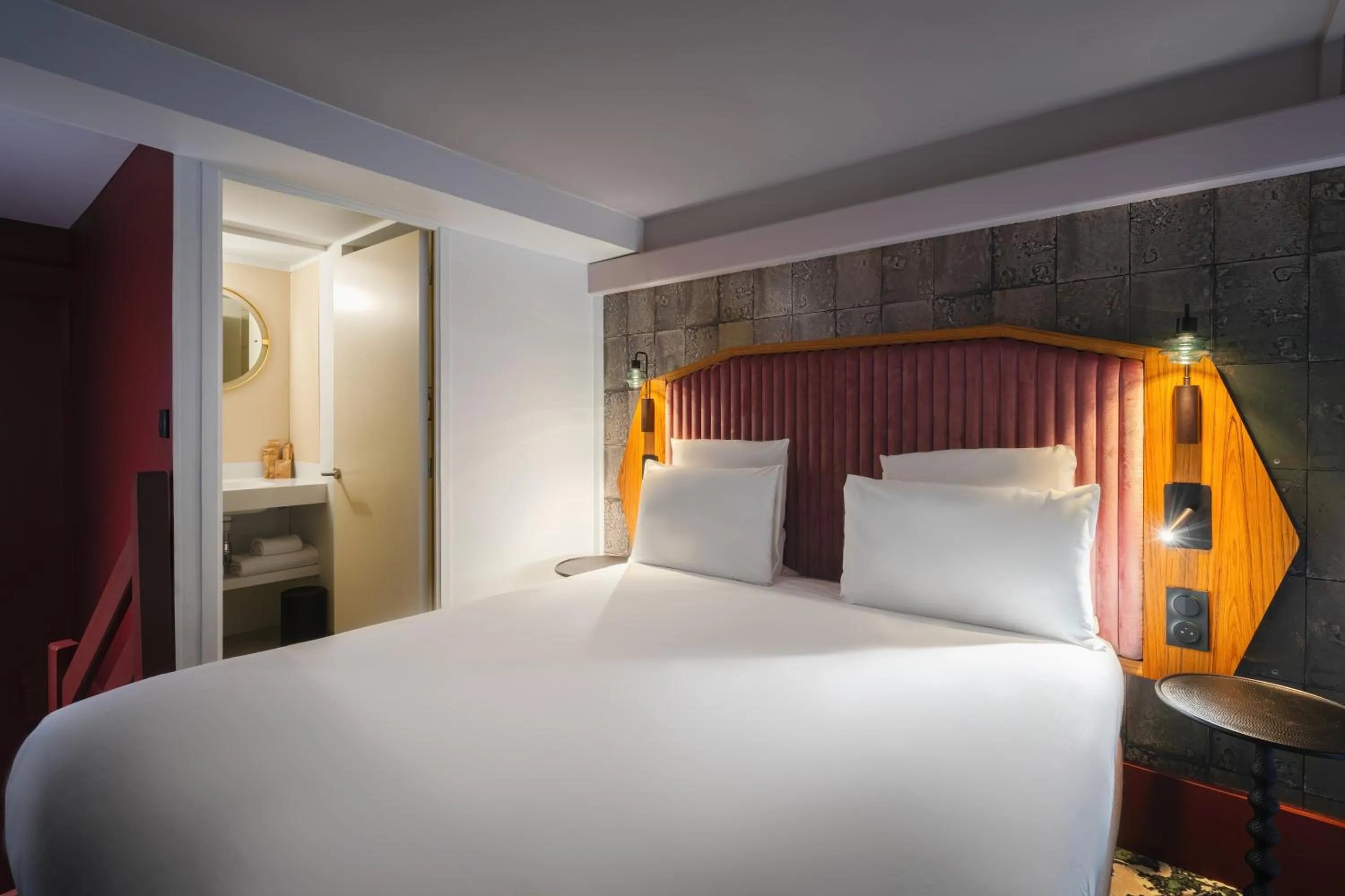 Bed in Mercure Lille Centre Vieux Lille