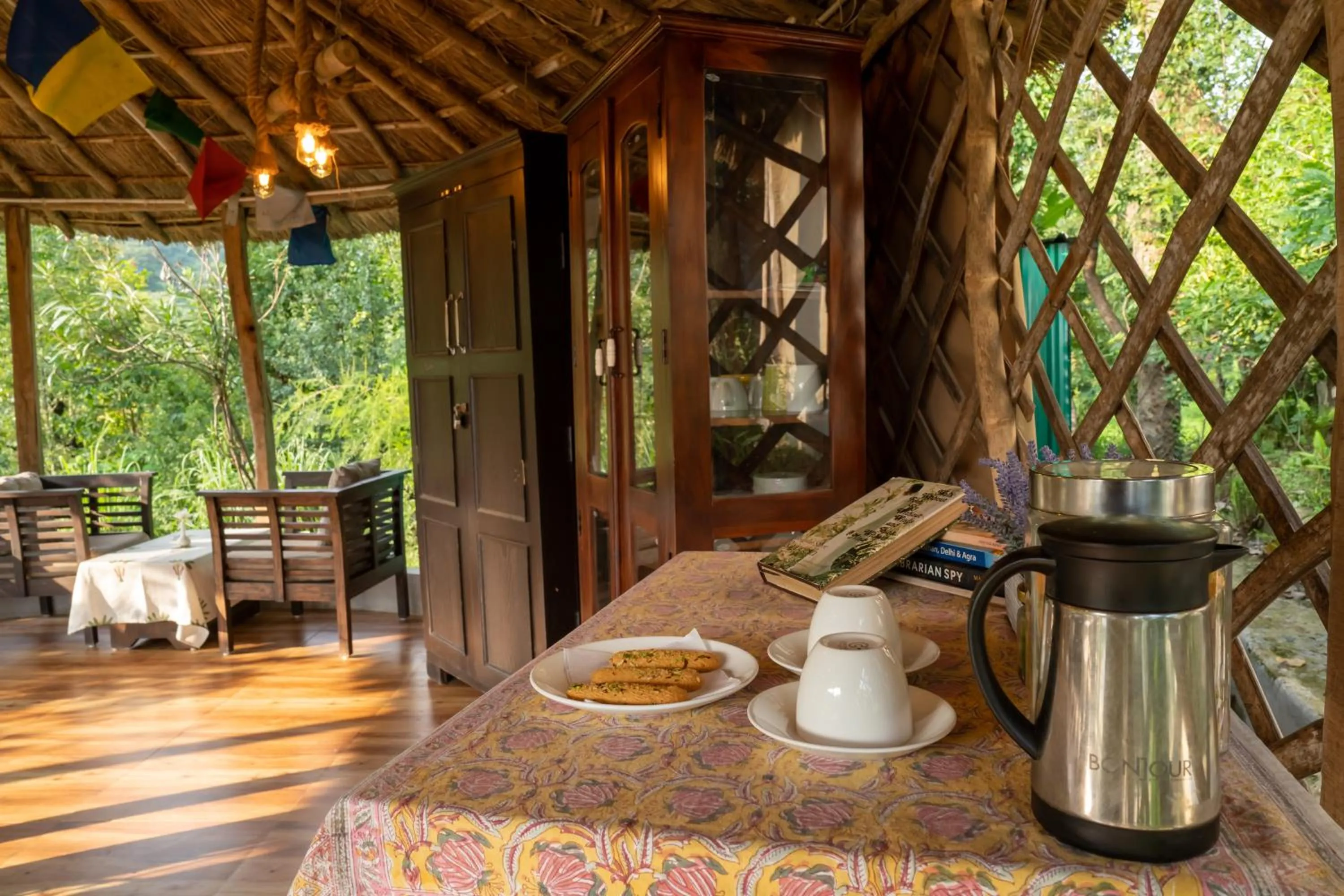 Restaurant/places to eat in Dev Bhoomi Farms & Cottages