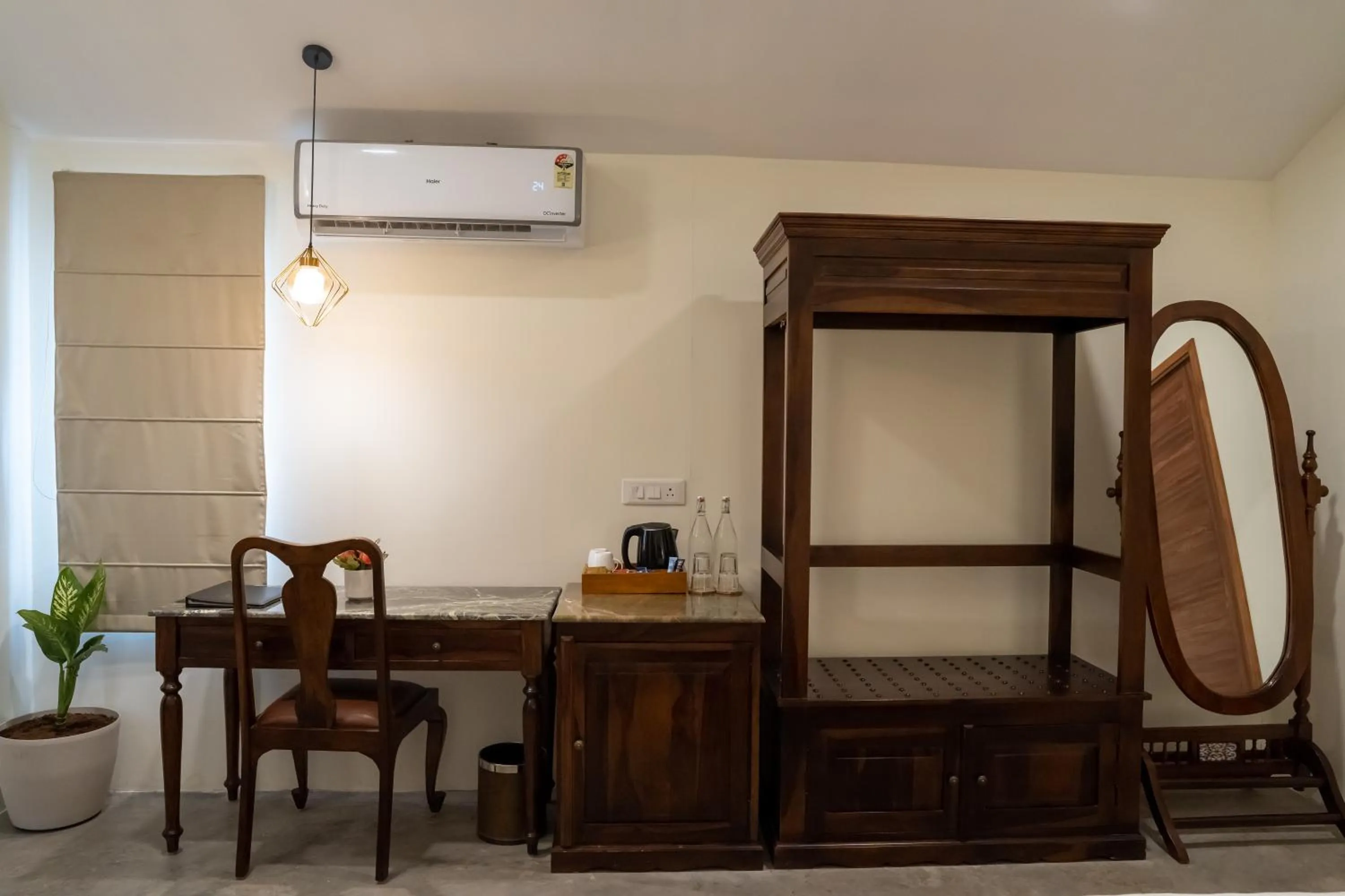 Bedroom in Dev Bhoomi Farms & Cottages