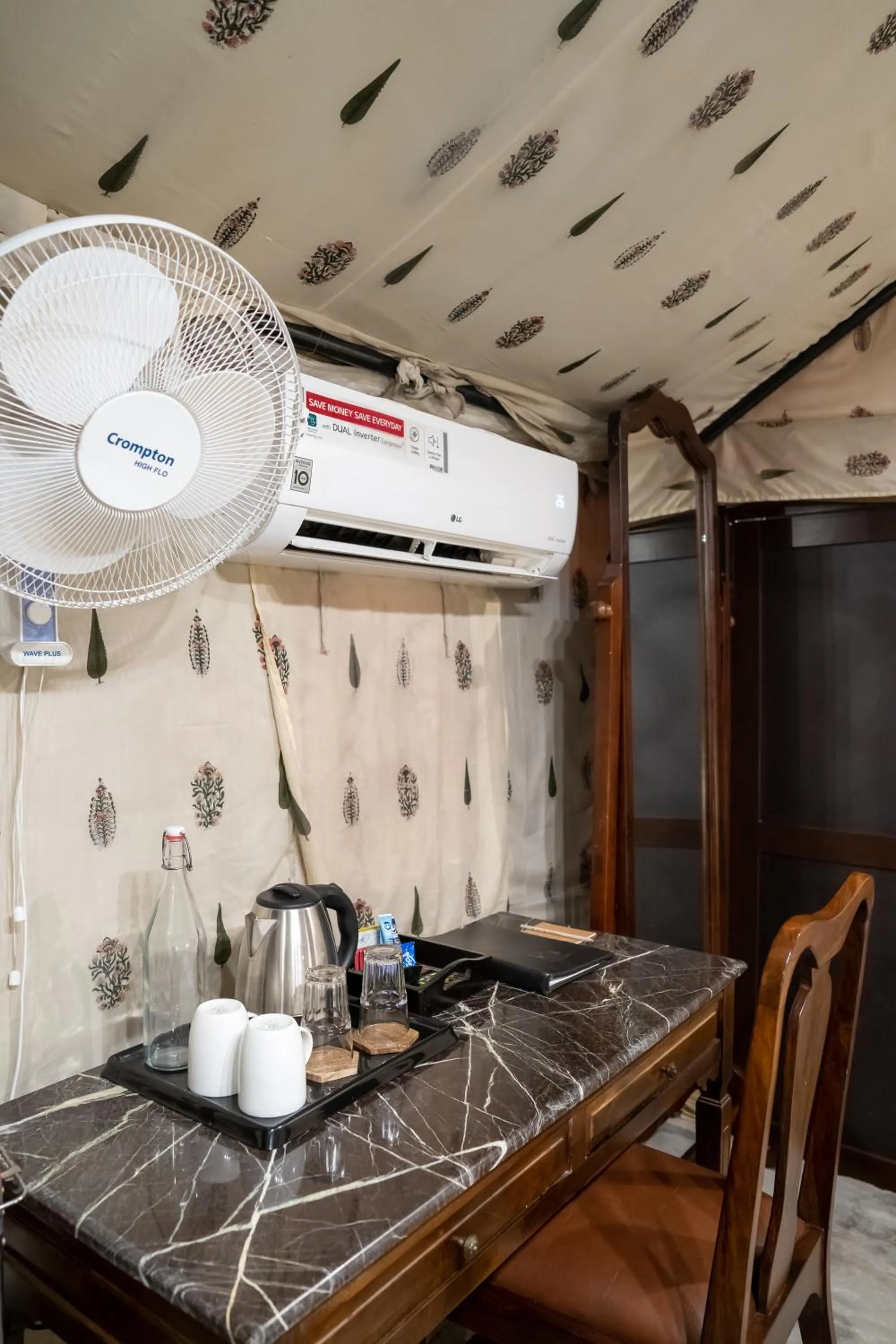 Coffee/tea facilities in Dev Bhoomi Farms & Cottages