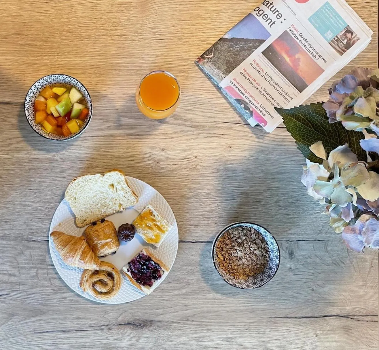 Food and drinks in The Originals City, Ax Hotel, La Châtaigneraie