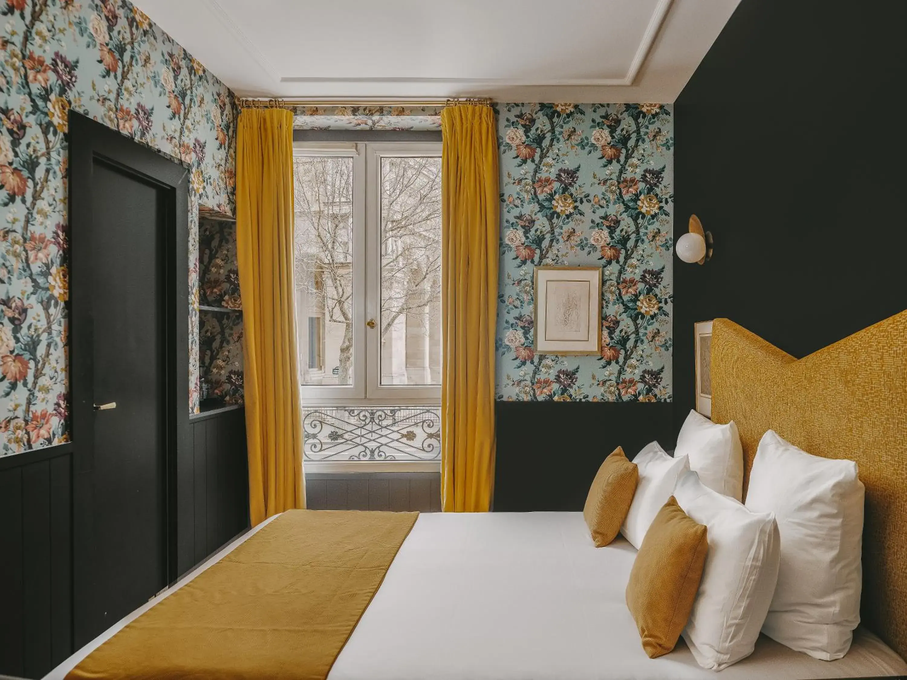 Double Room in Hôtel Maison Malesherbes Double Room in Hôtel Maison Malesherbes