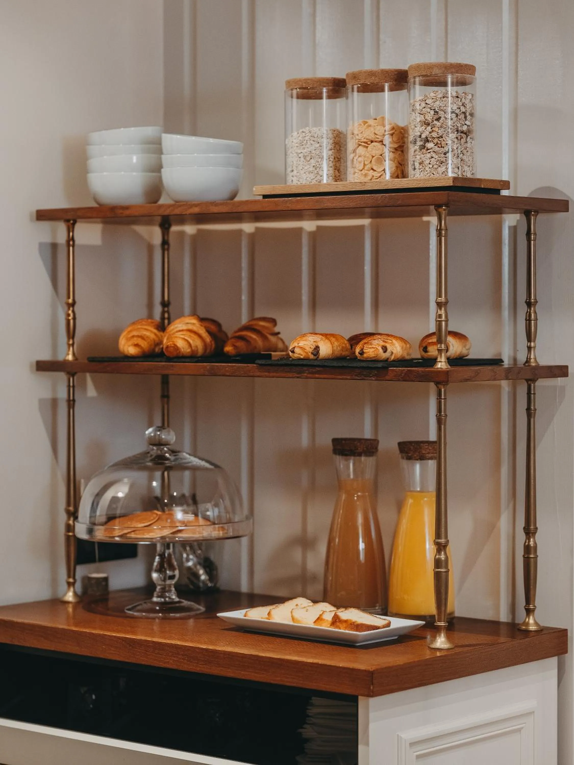 Coffee/tea facilities in Hôtel Maison Malesherbes