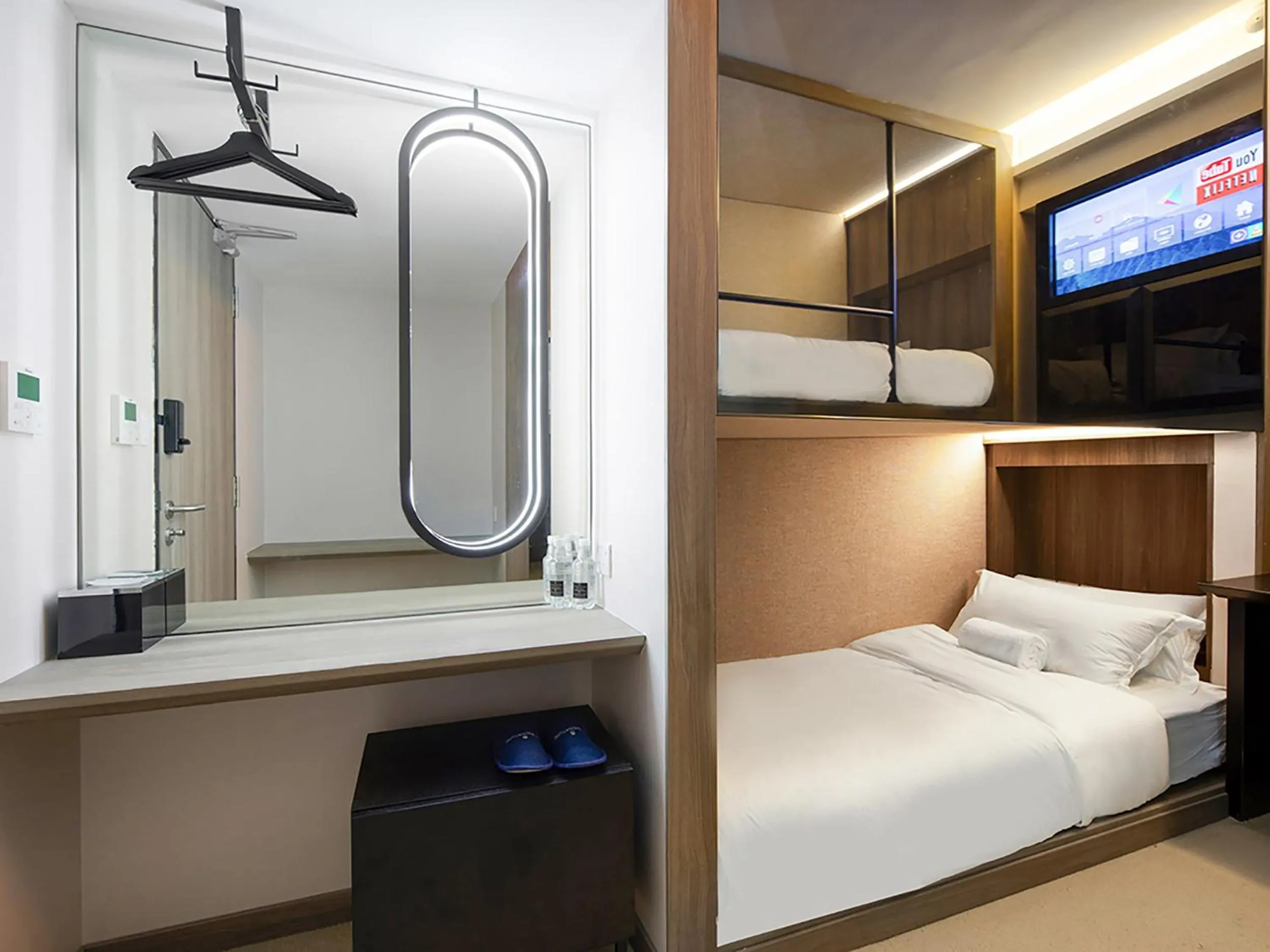 Bed, Bathroom in ST Signature Chinatown