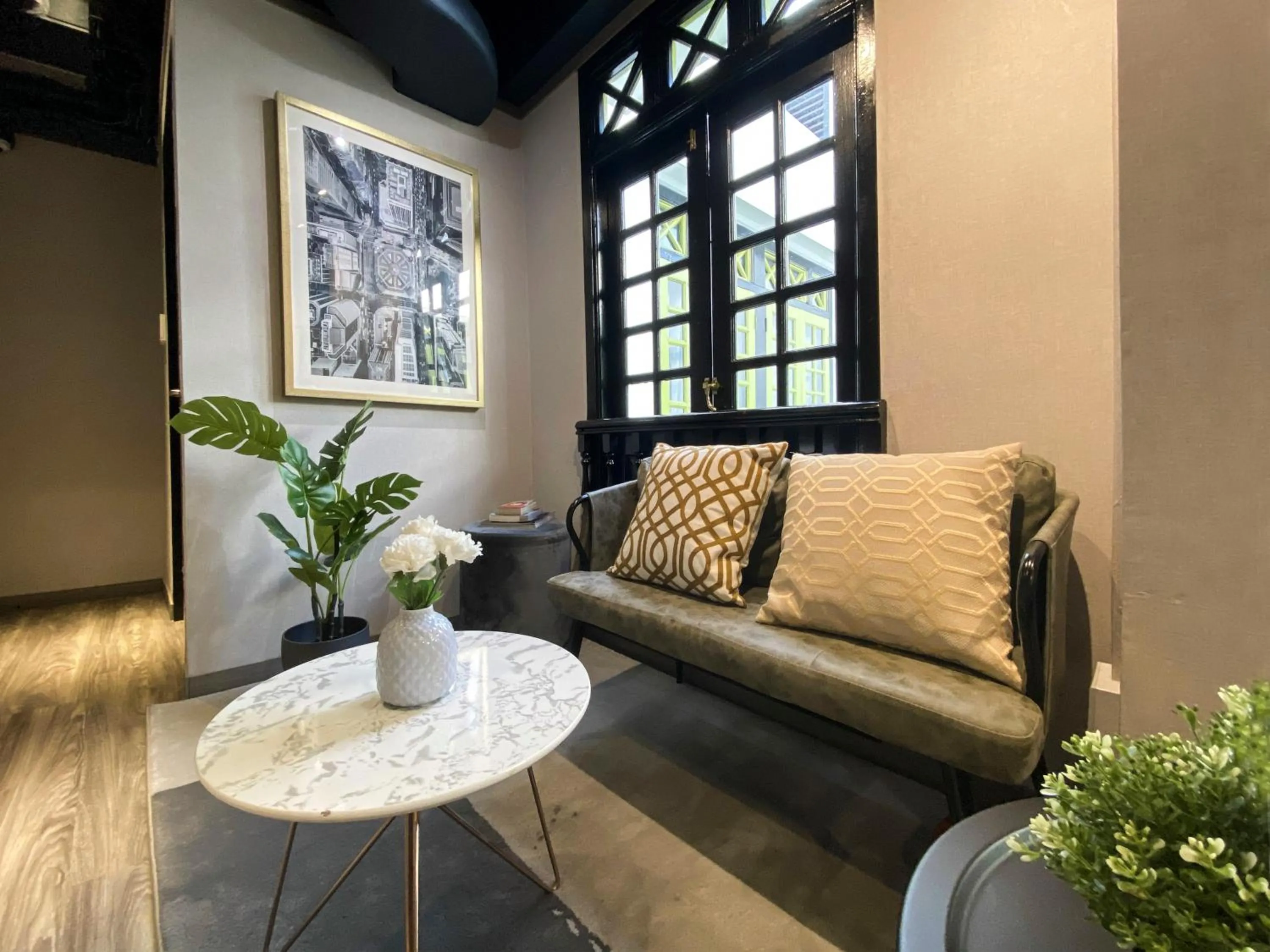 Living room, Seating Area in ST Signature Chinatown