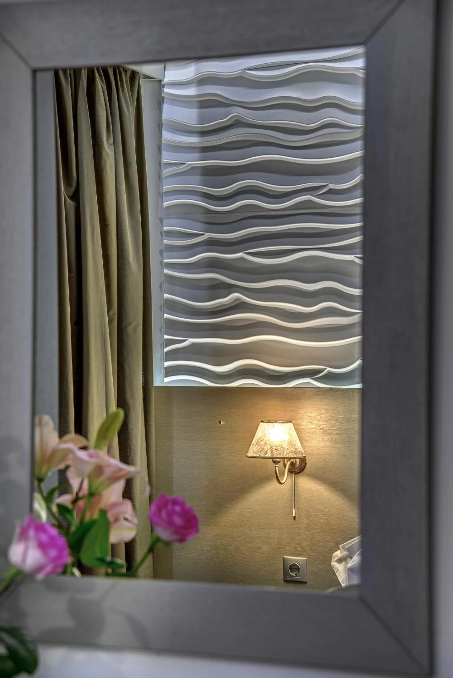 Decorative detail in Ethrion