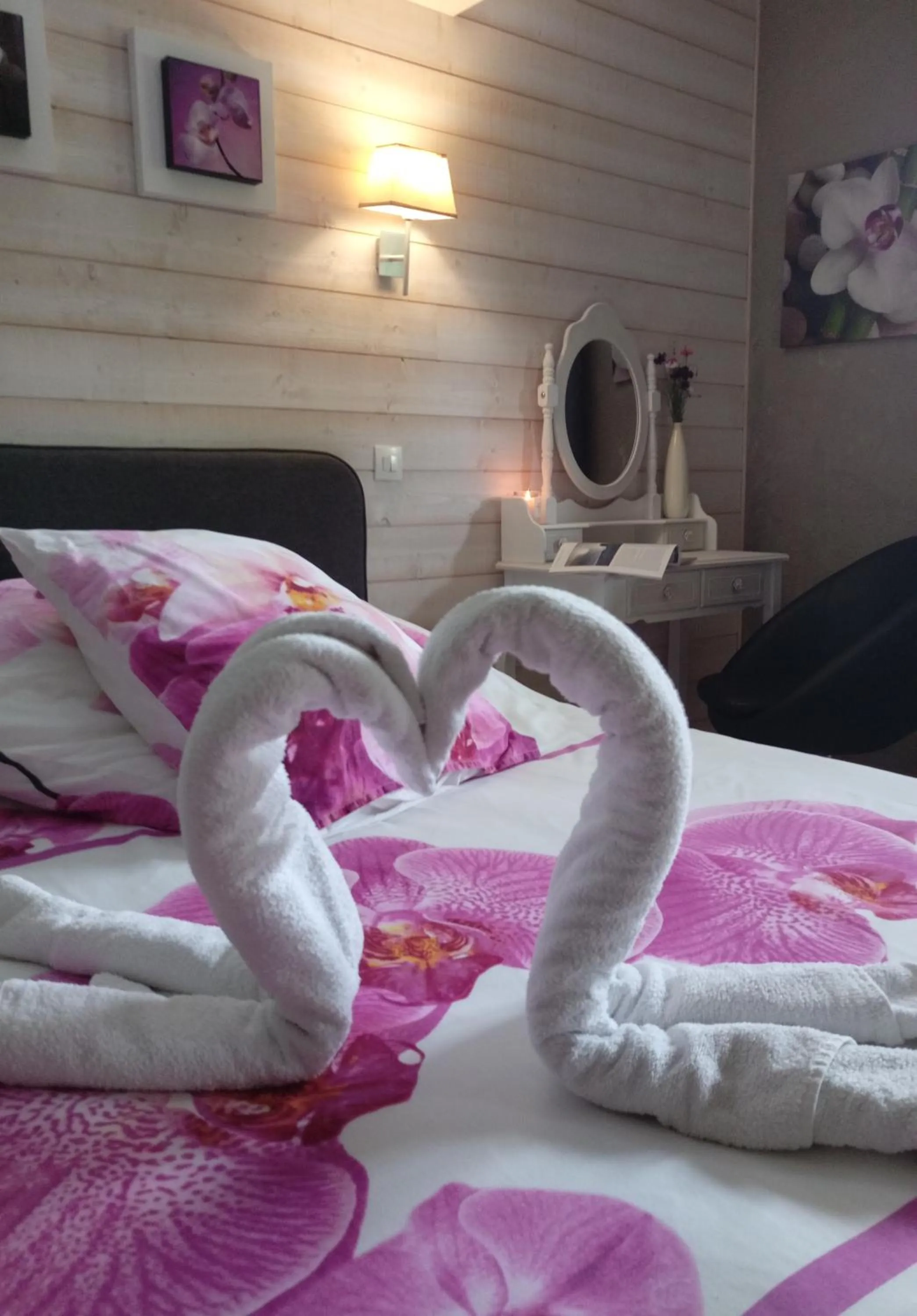 Bedroom, Bed in Le Clos du Clocher