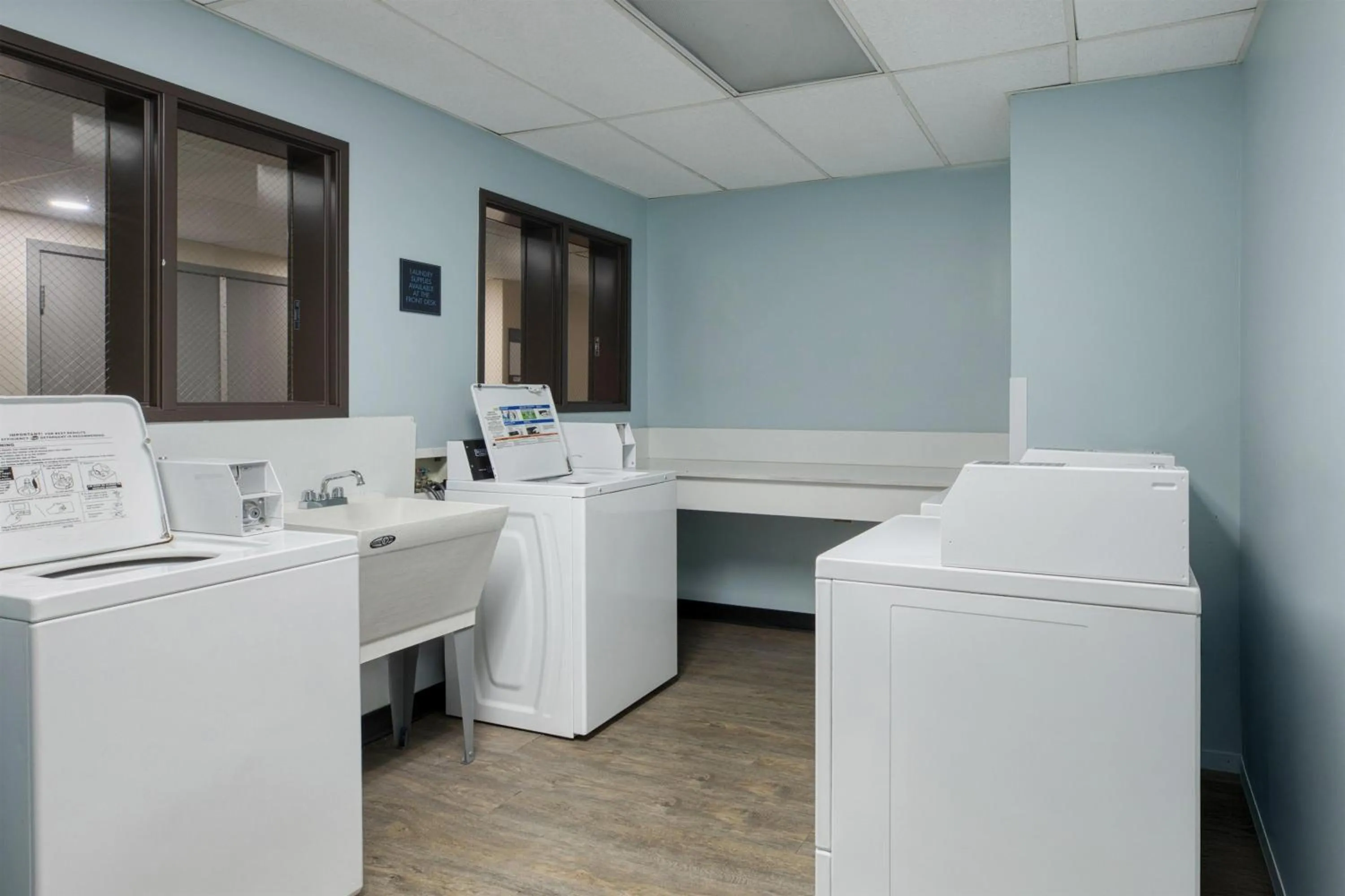 laundry in Best Western Portland West Beaverton