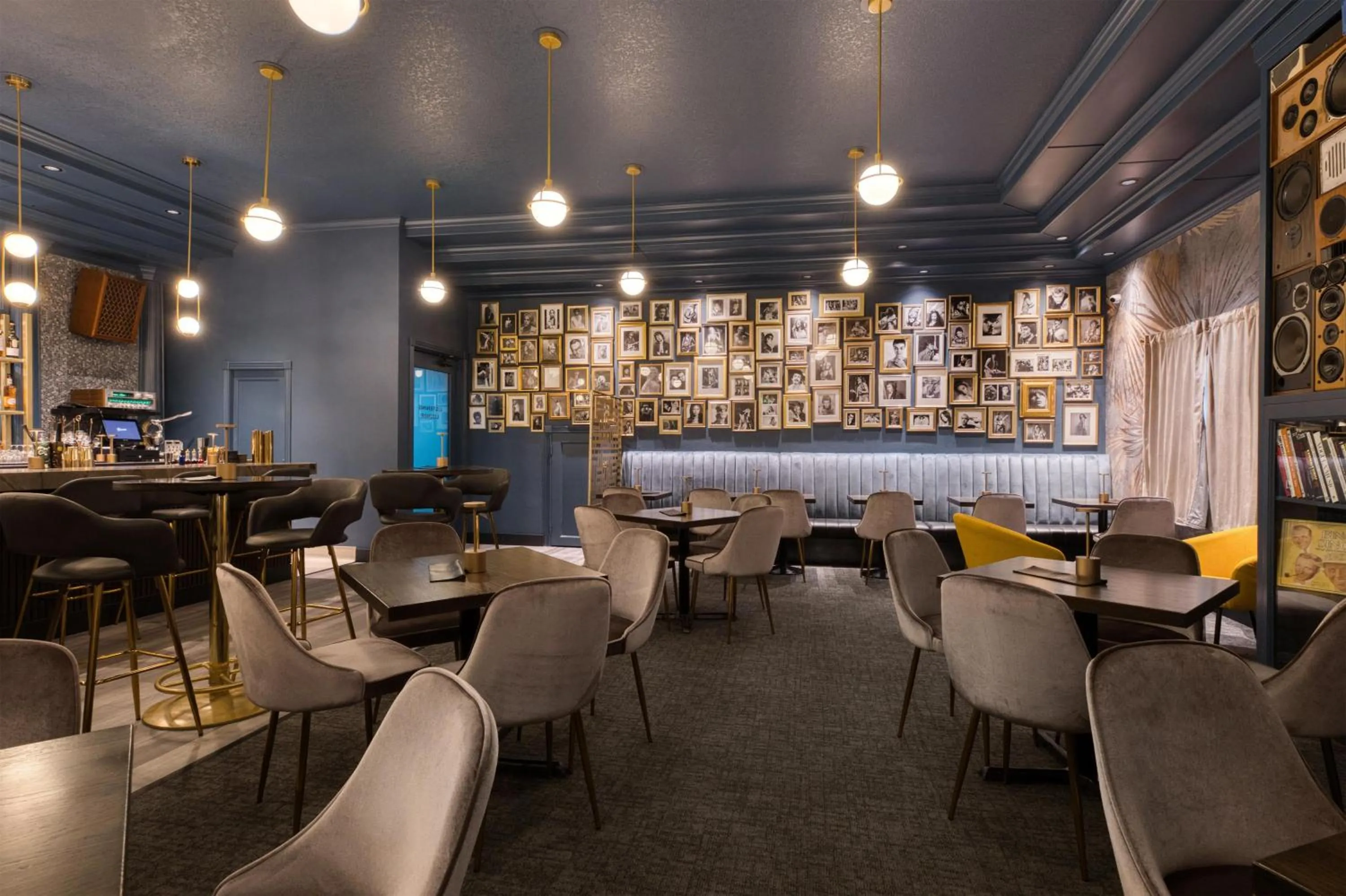 Lounge or bar in Best Western Portland West Beaverton