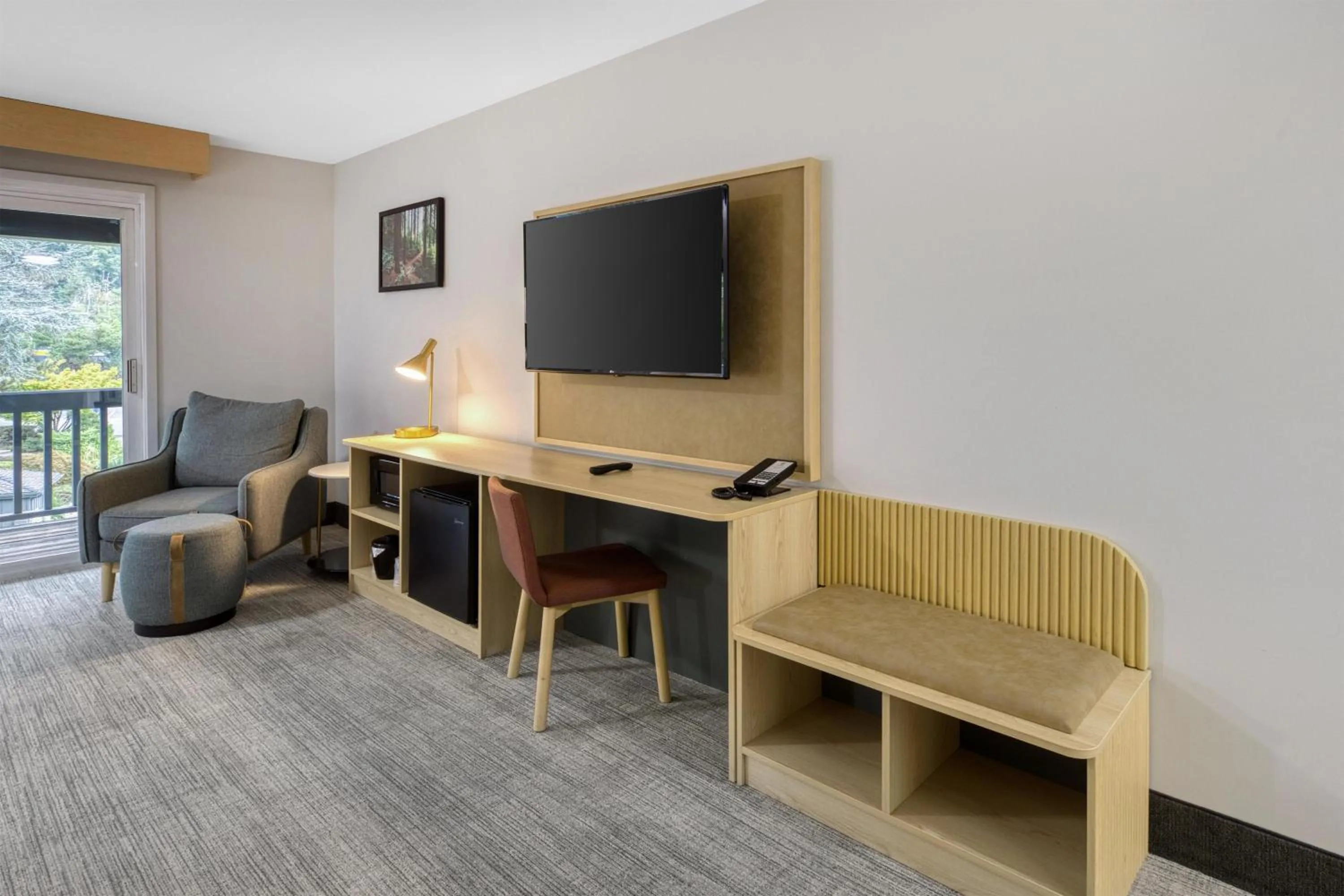 Bedroom in Best Western Portland West Beaverton