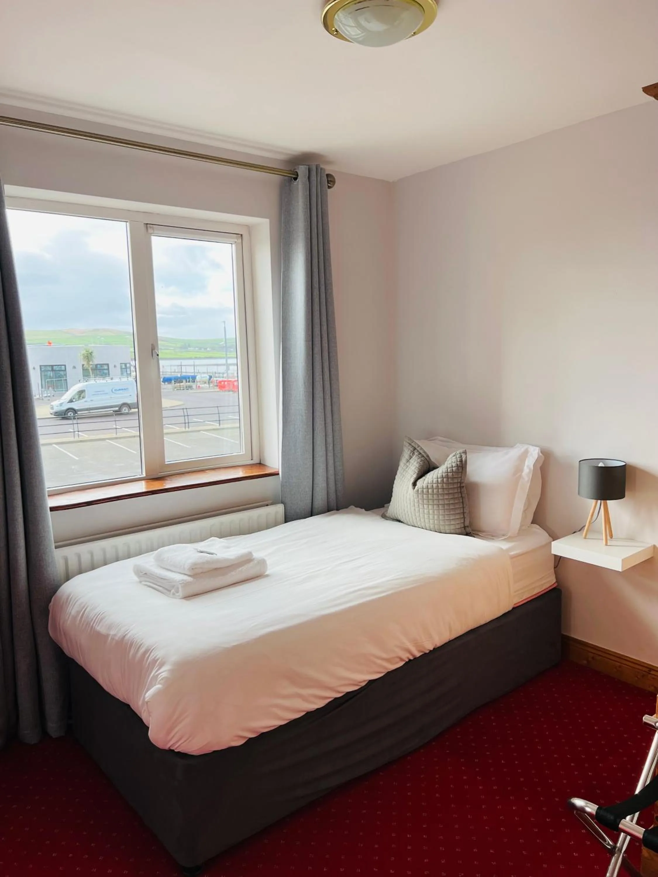 Bed in Dingle Marina Lodge