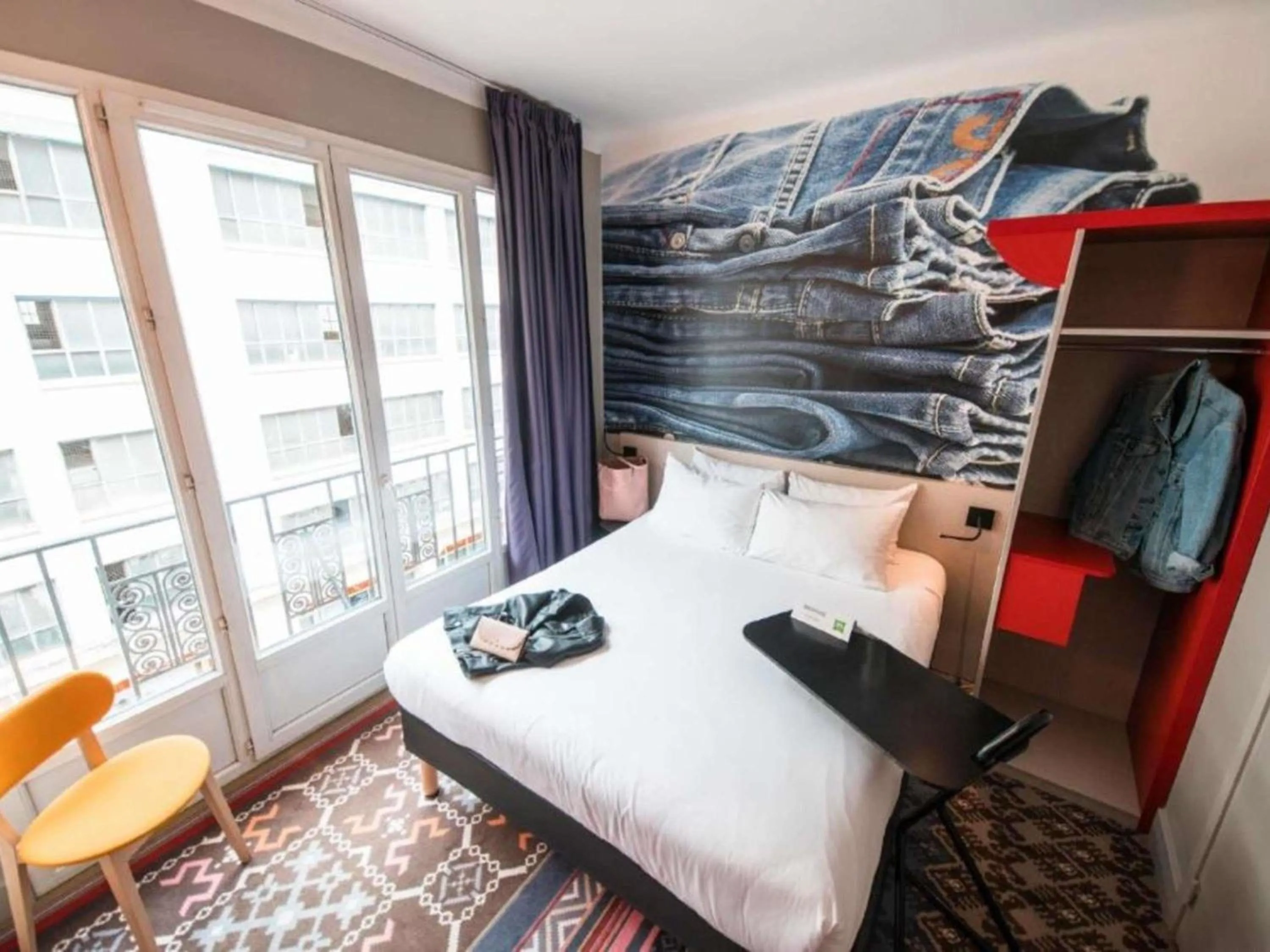 Property building, Bed in ibis Styles Lille Centre Grand Place