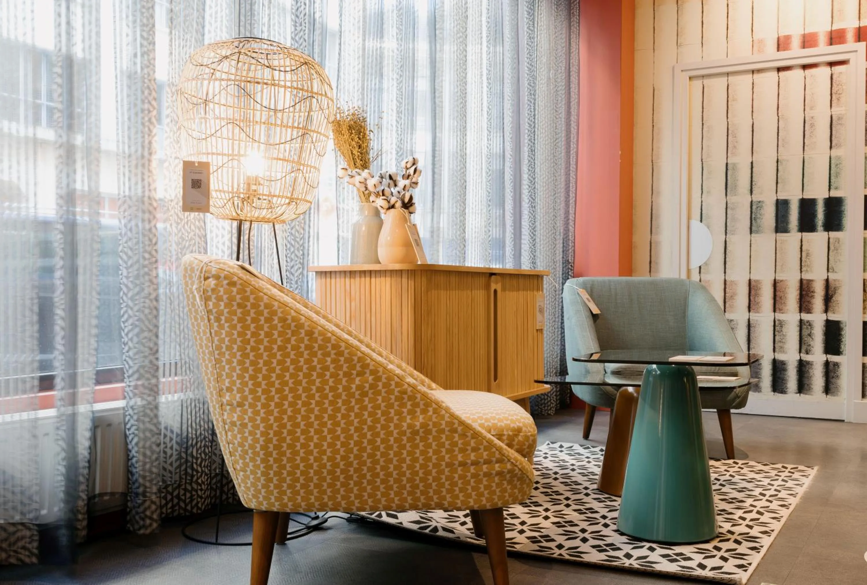 Living room in ibis Styles Lille Centre Grand Place