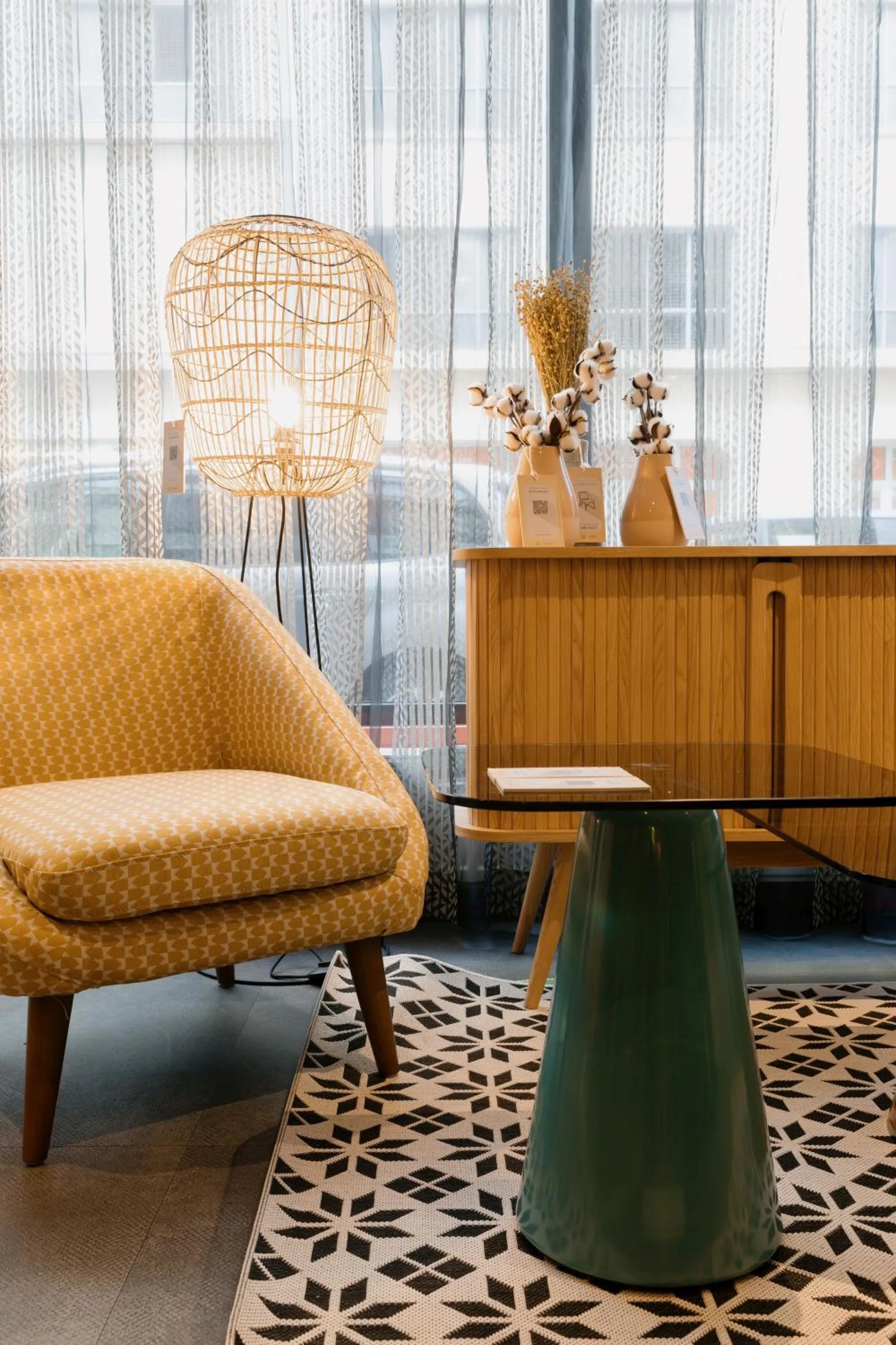 Living room in ibis Styles Lille Centre Grand Place