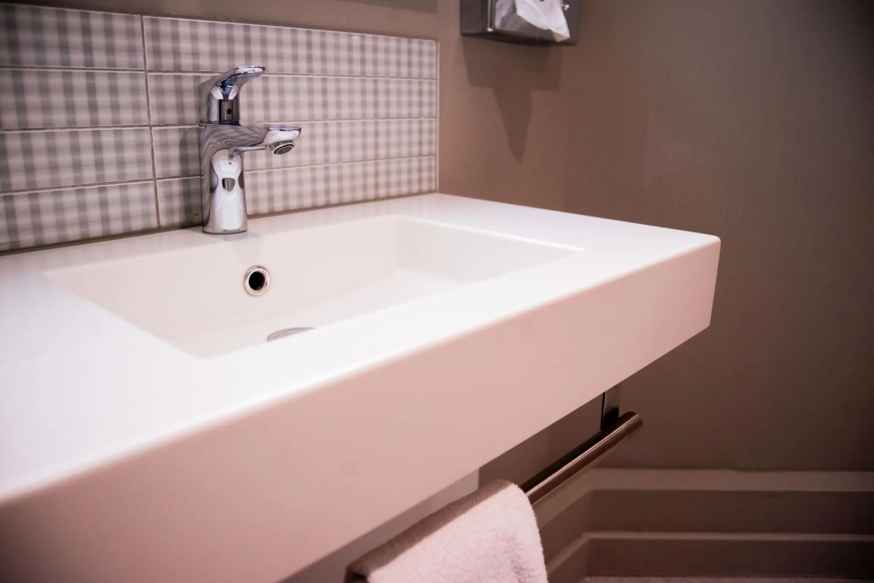 Bathroom in ibis Styles Lille Centre Grand Place