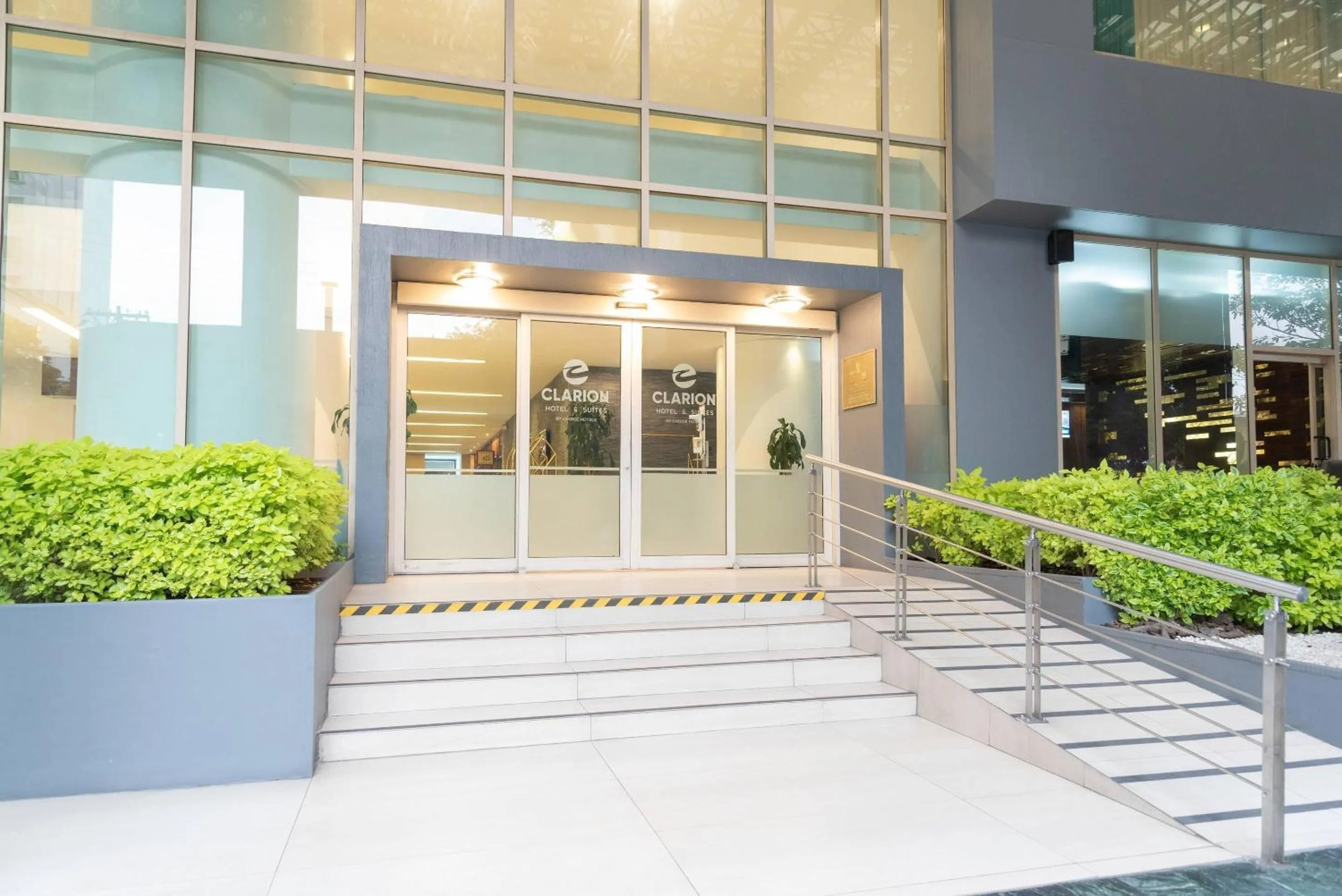 Property building in Clarion Suites Guatemala City