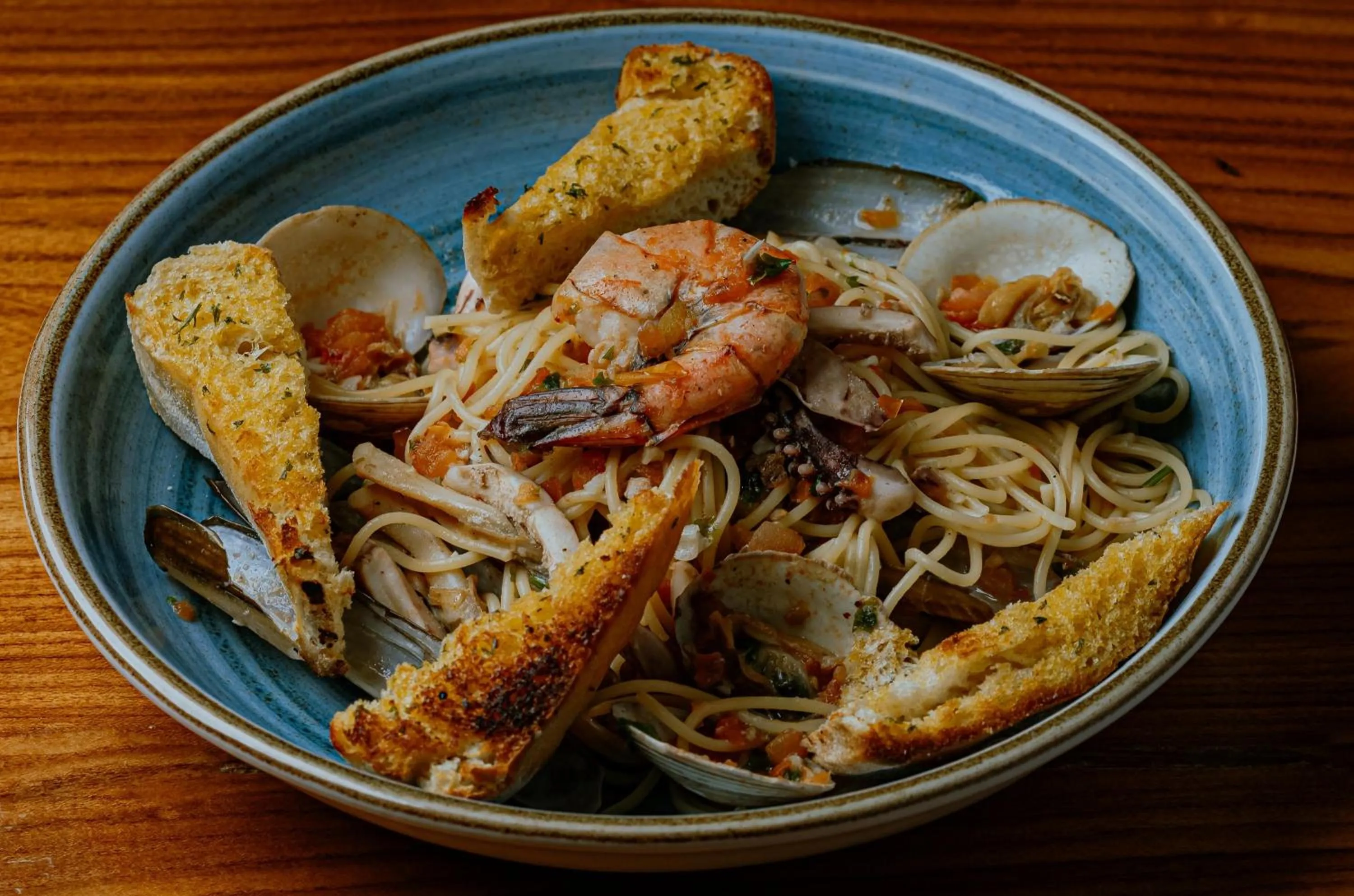 Restaurant/places to eat in Hotel Tres Banderas