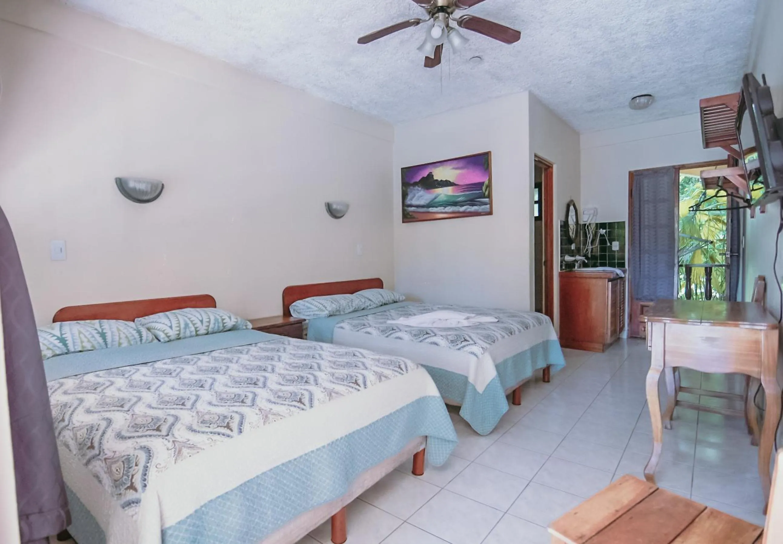 Photo of the whole room, Bed in Hotel Tres Banderas