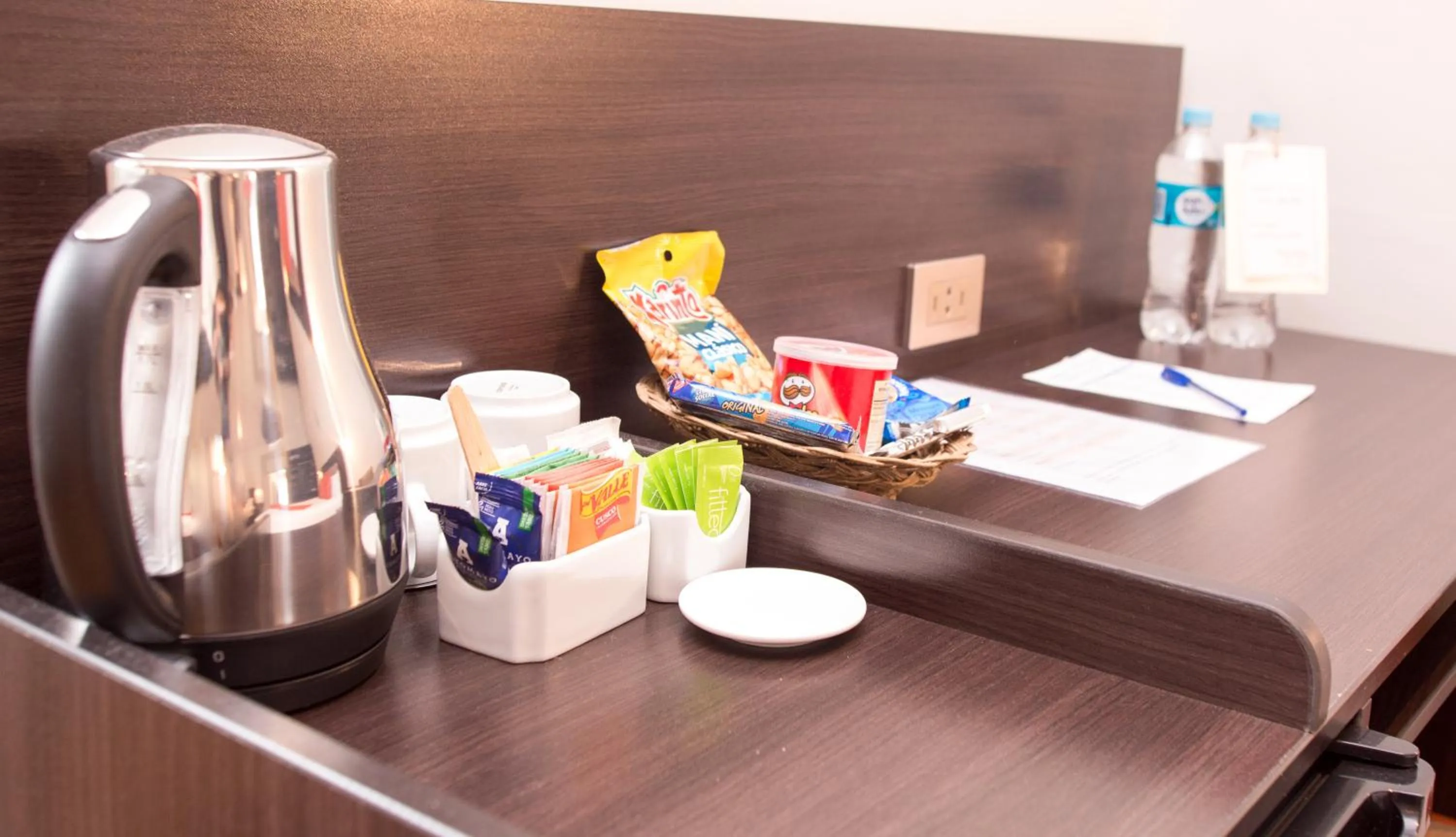 Coffee/tea facilities in Hotel Arcangel