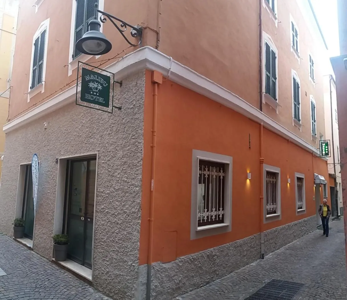 Facade/entrance in HOTEL MALIBU