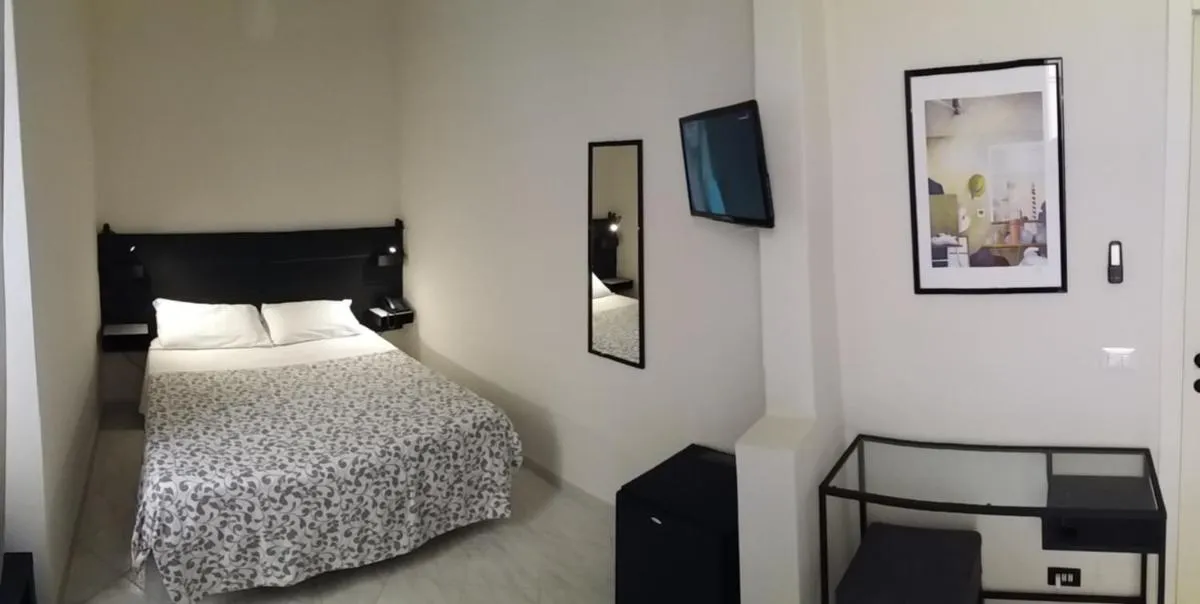 Photo of the whole room in HOTEL MALIBU