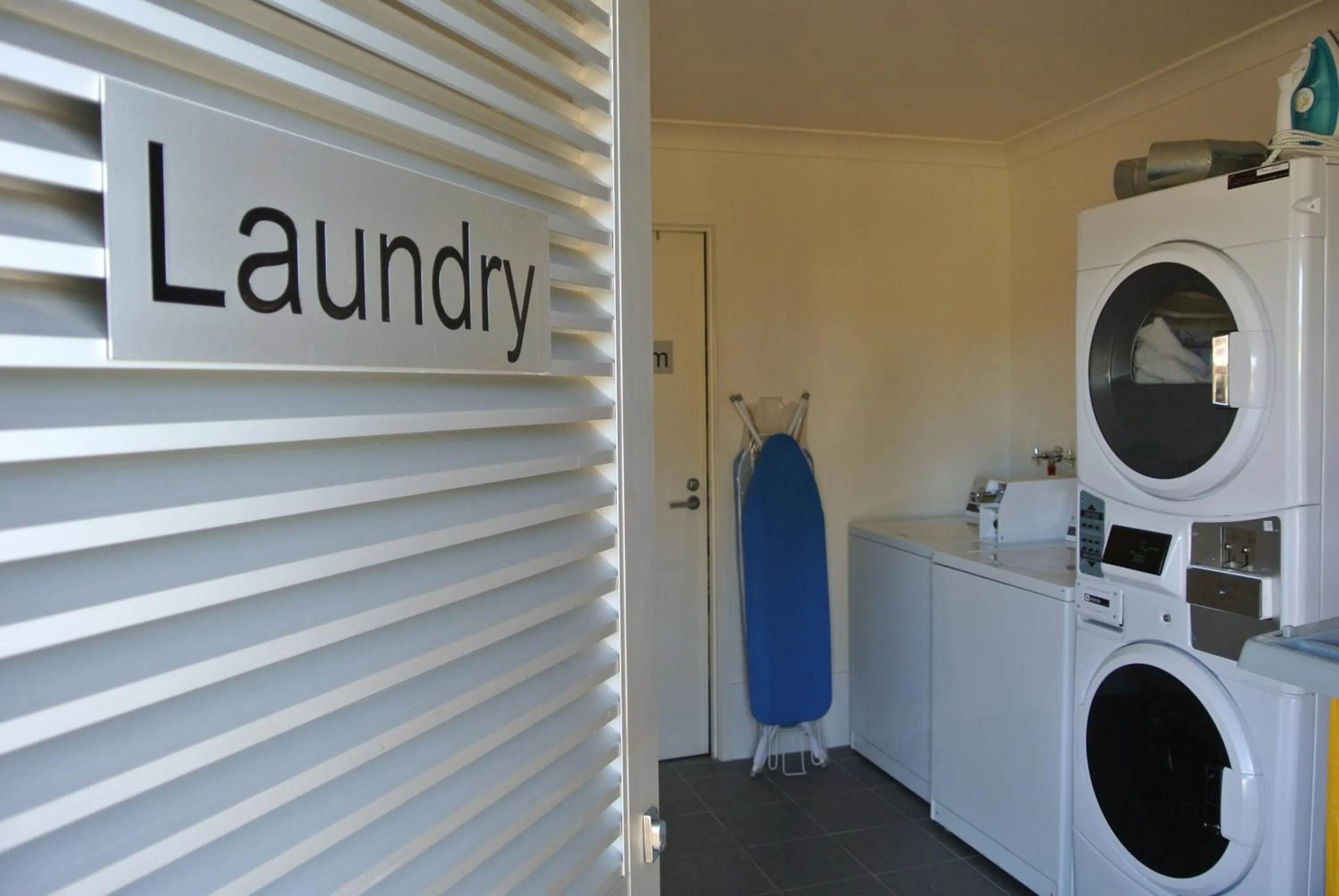 Area and facilities in Dooley's Tavern & Motel Springsure