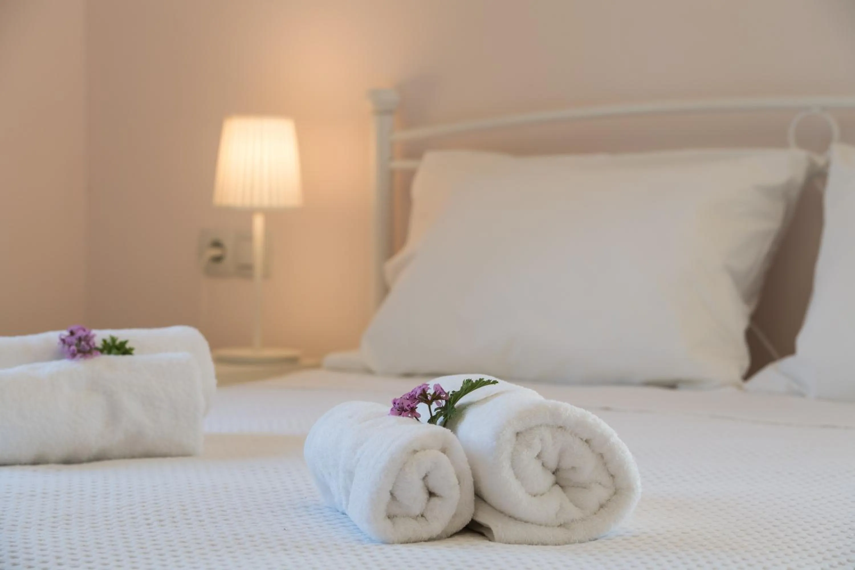 Bed in Bounatsa Studios & Apartments