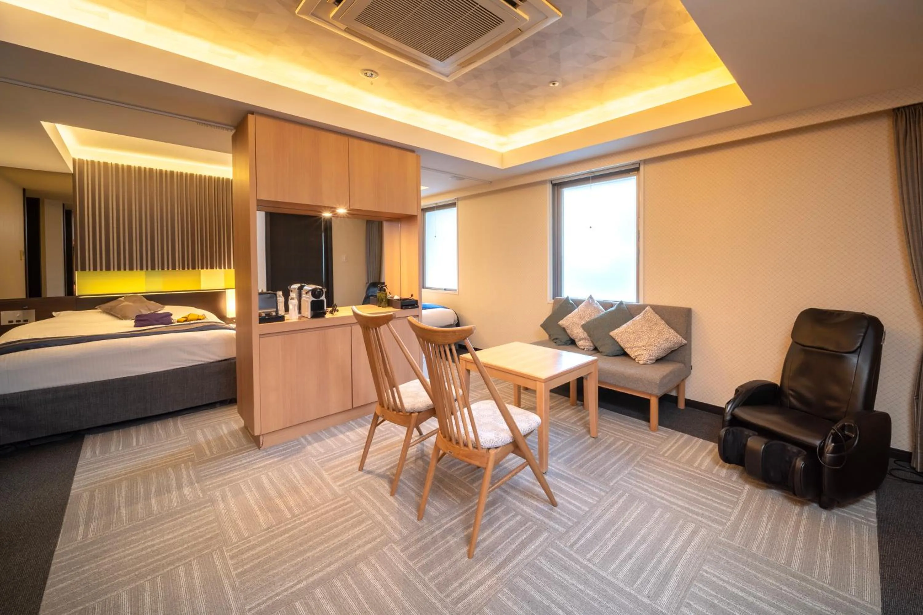 Bed in Super Hotel Premier Tokyo Station Yaesu-Chuoguchi