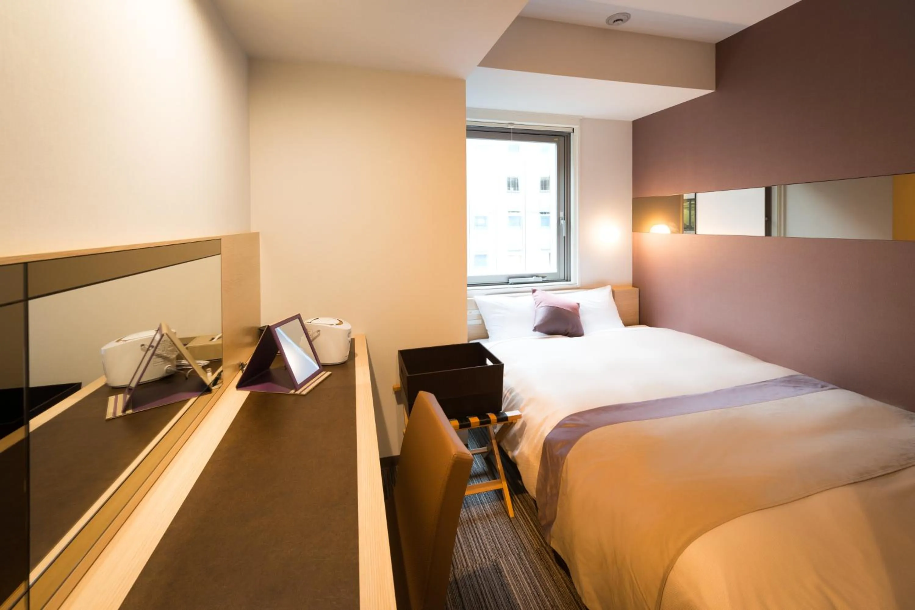 Bed in Super Hotel Premier Tokyo Station Yaesu-Chuoguchi