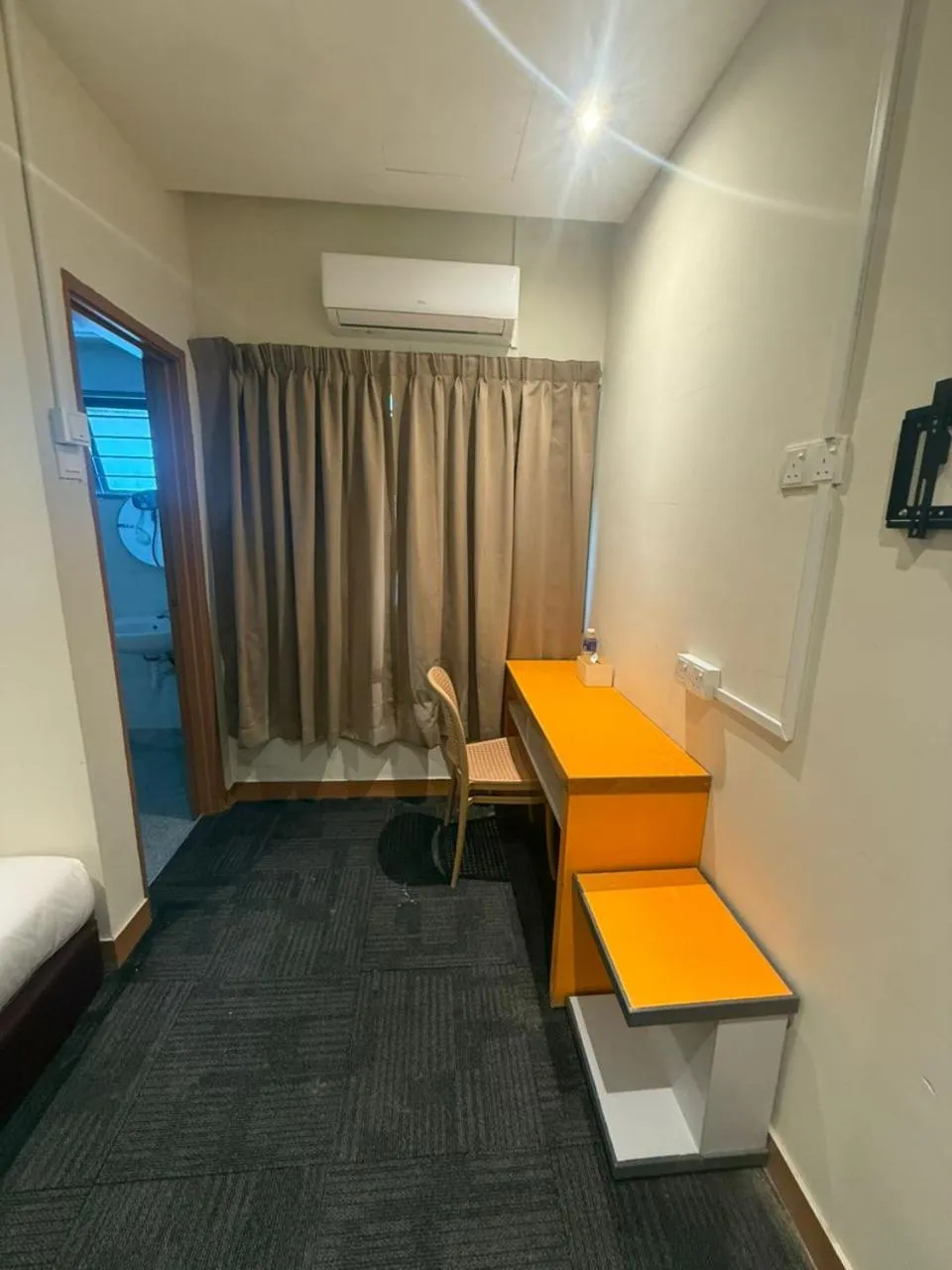 Bed in Swing & Pillows - KL Sg Besi, Kuala Lumpur