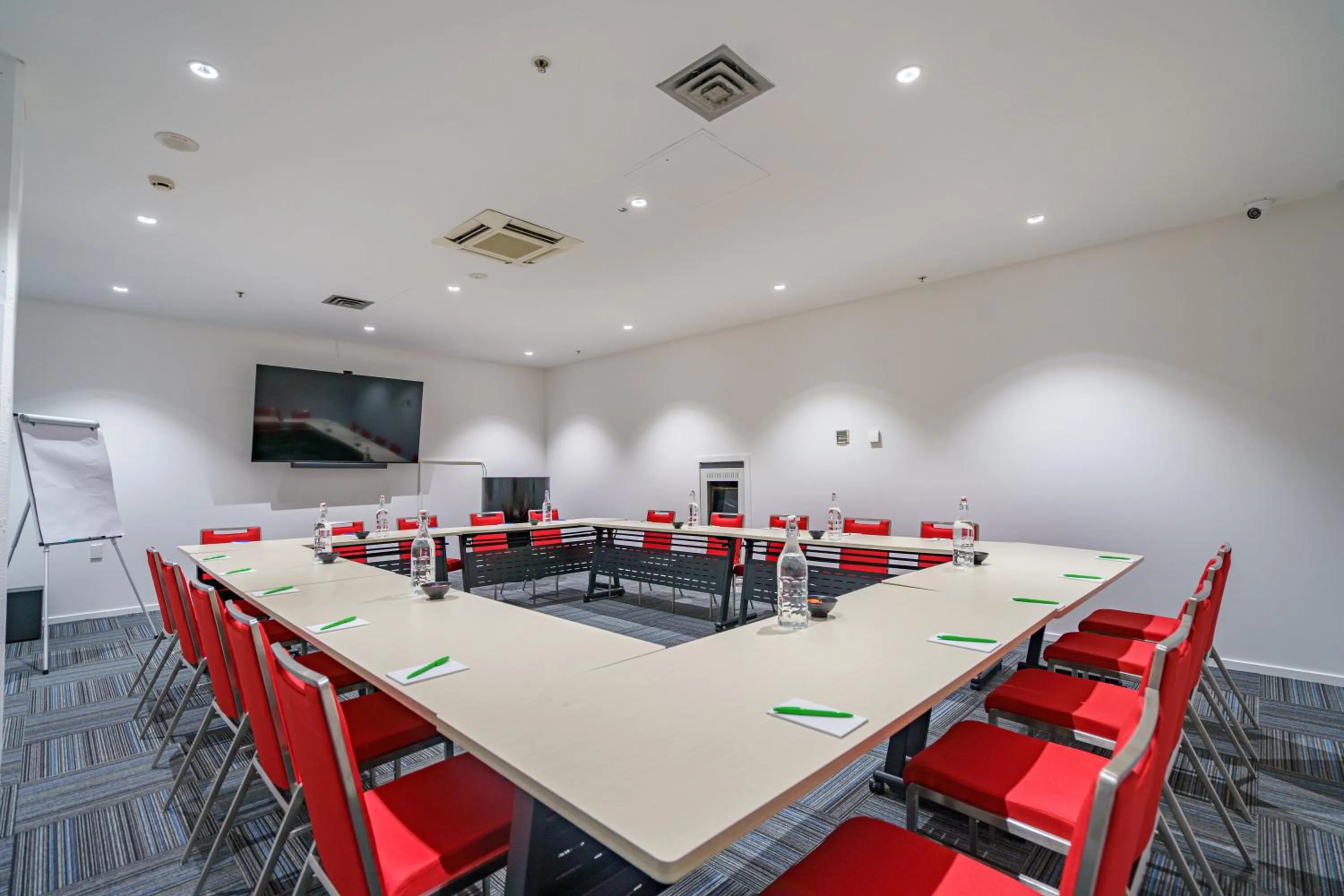 Meeting/conference room in Ibis Styles Invercargill